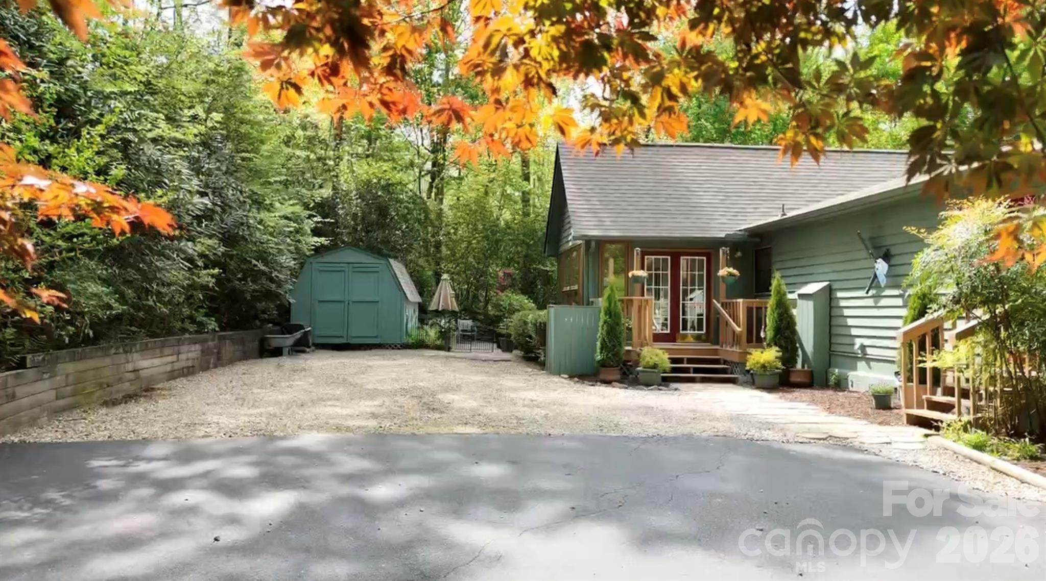 2698 Connestee Trail — Brevard