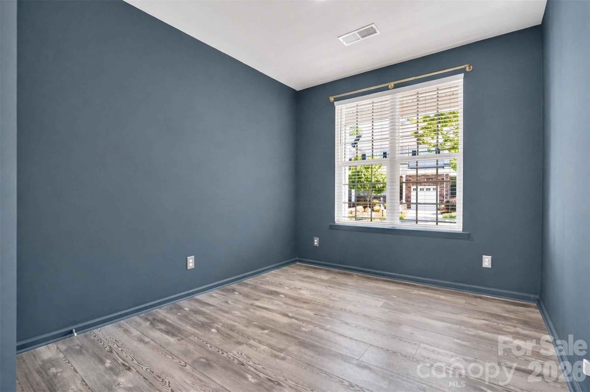 764 River Park Road — Belmont