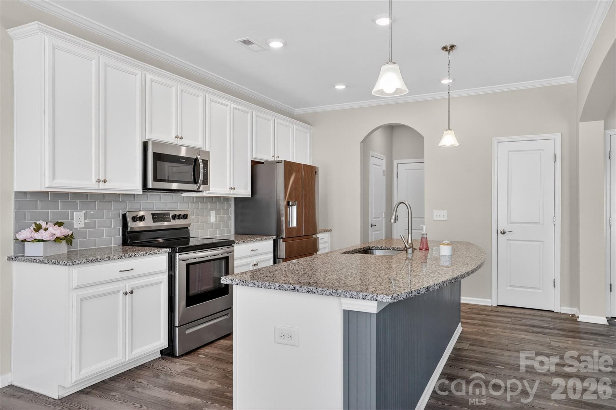 764 River Park Road — Belmont