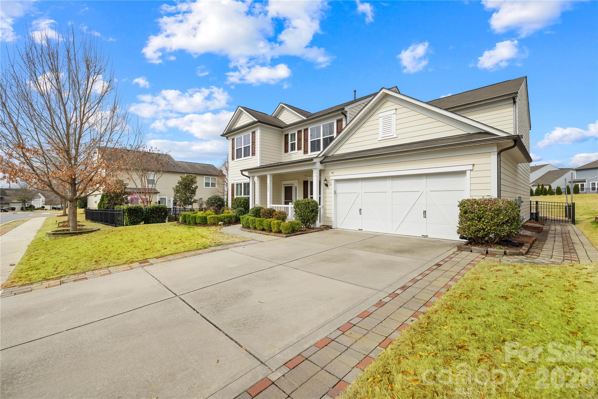 1084 Crescent Moon Drive — Fort Mill