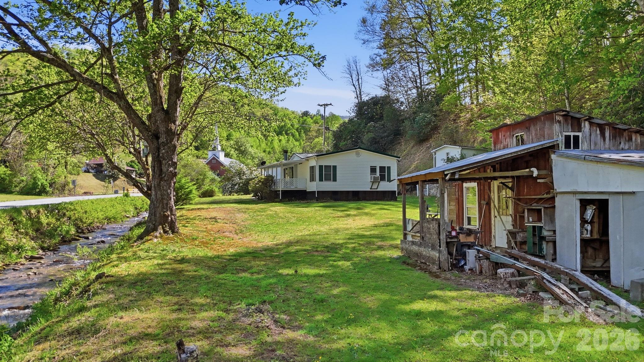 1200 Barkers Creek Road — Whittier