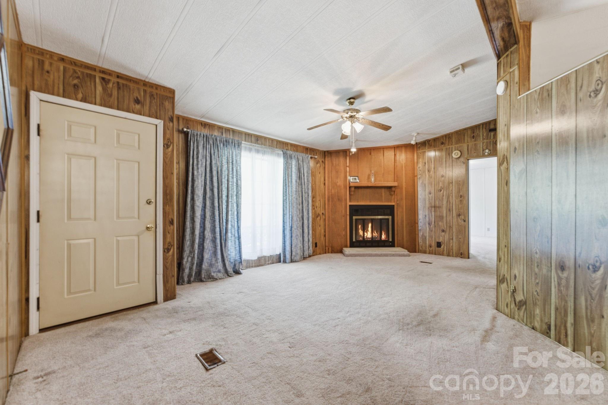 1200 Barkers Creek Road — Whittier