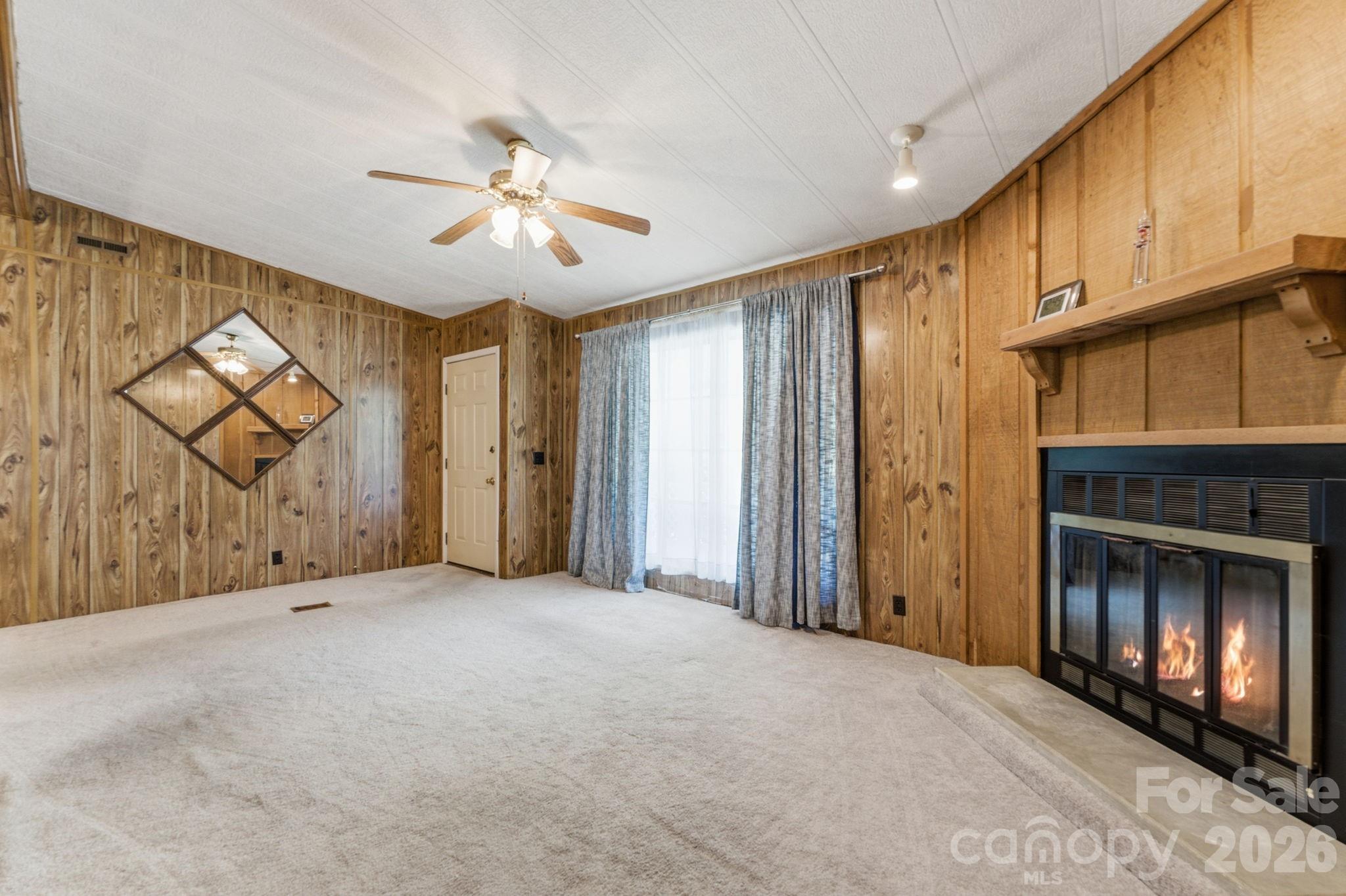 1200 Barkers Creek Road — Whittier