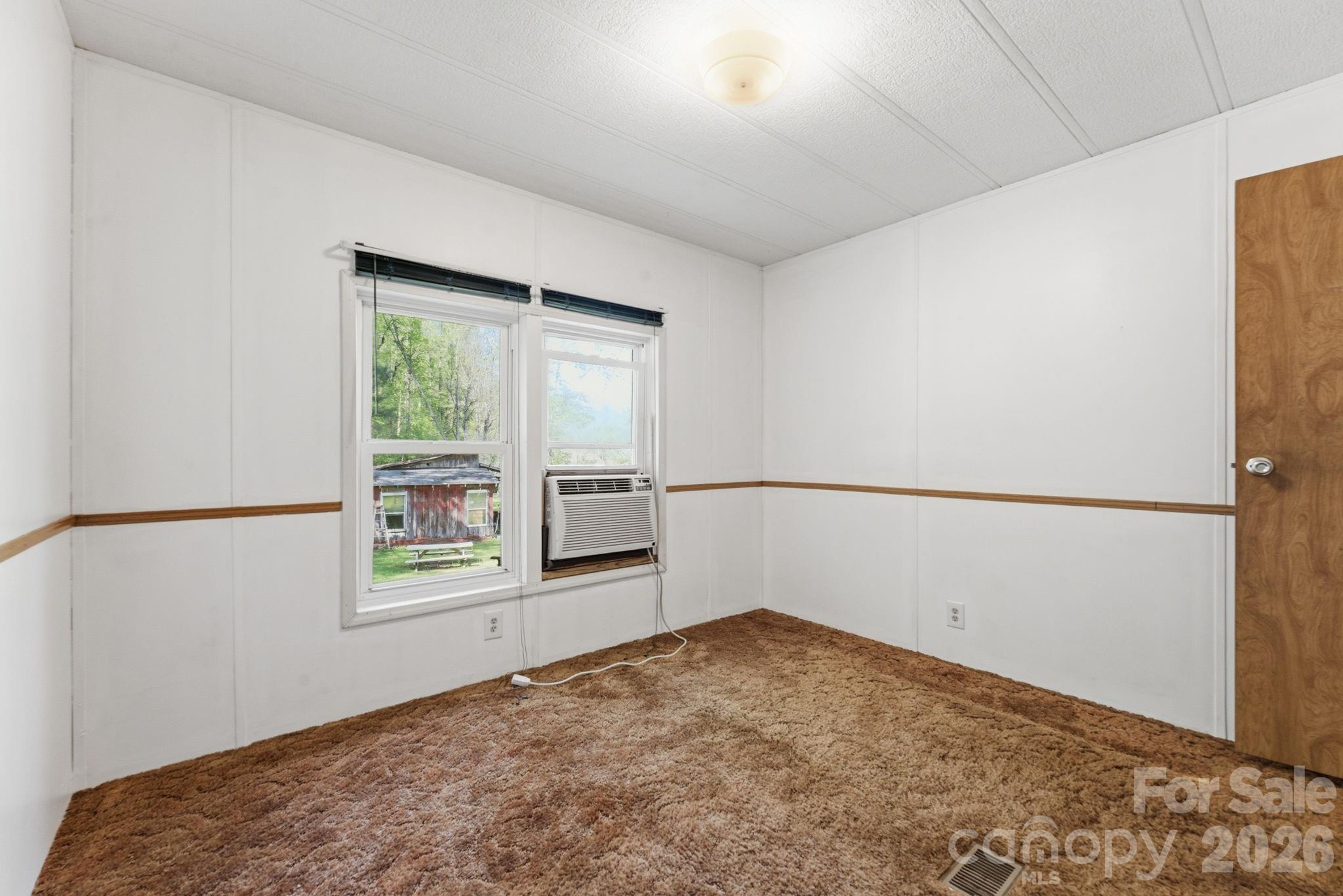 1200 Barkers Creek Road — Whittier