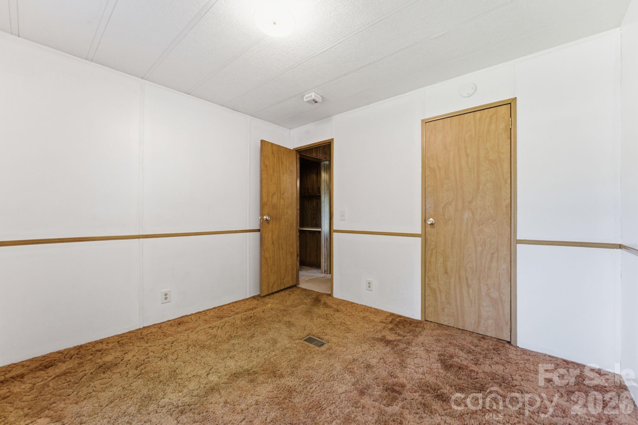 1200 Barkers Creek Road — Whittier