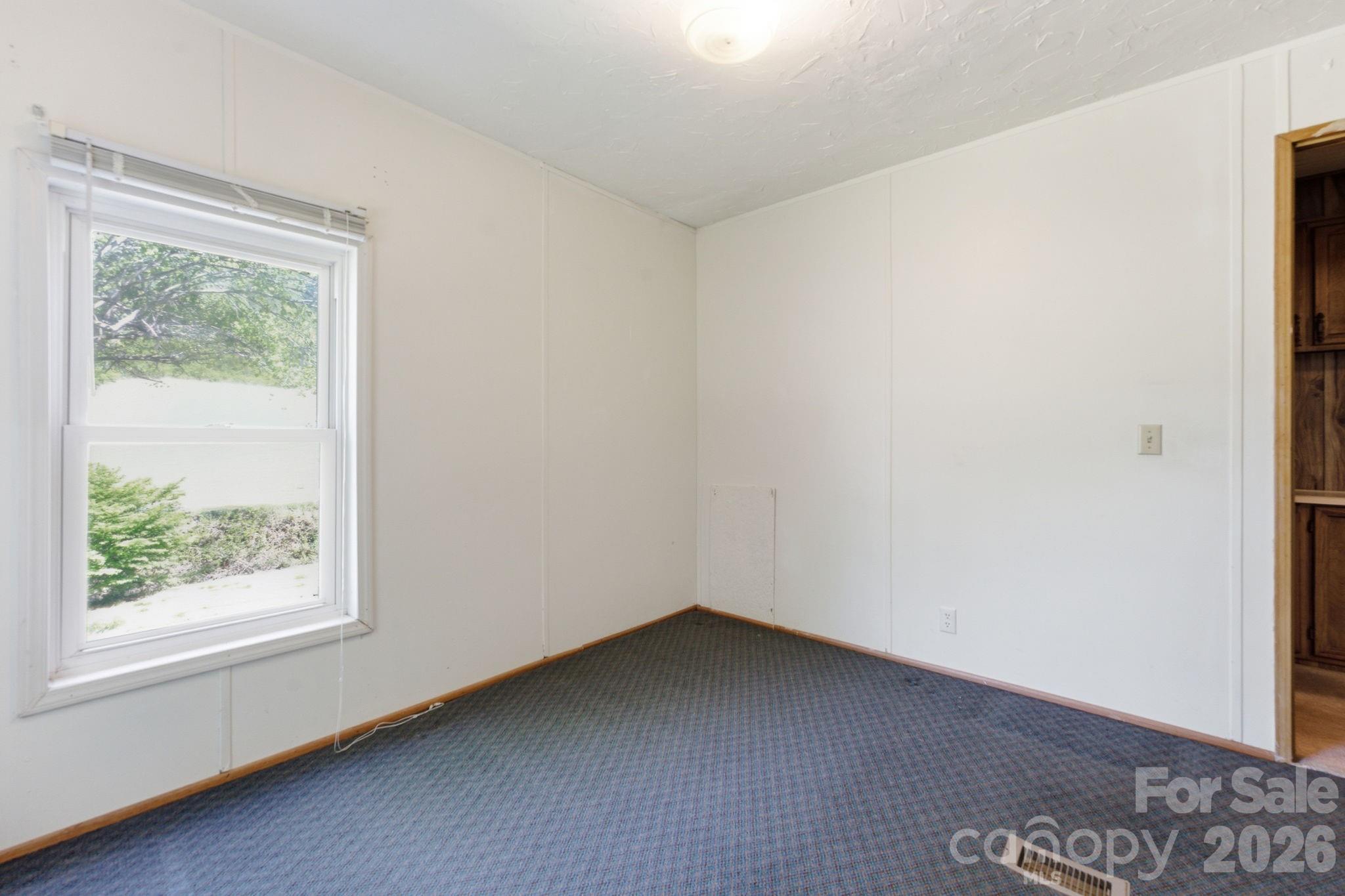 1200 Barkers Creek Road — Whittier