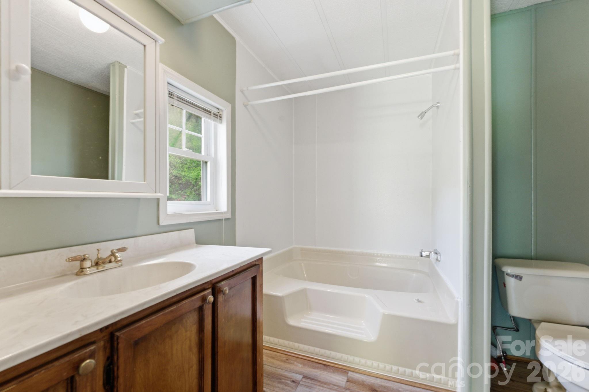 1200 Barkers Creek Road — Whittier