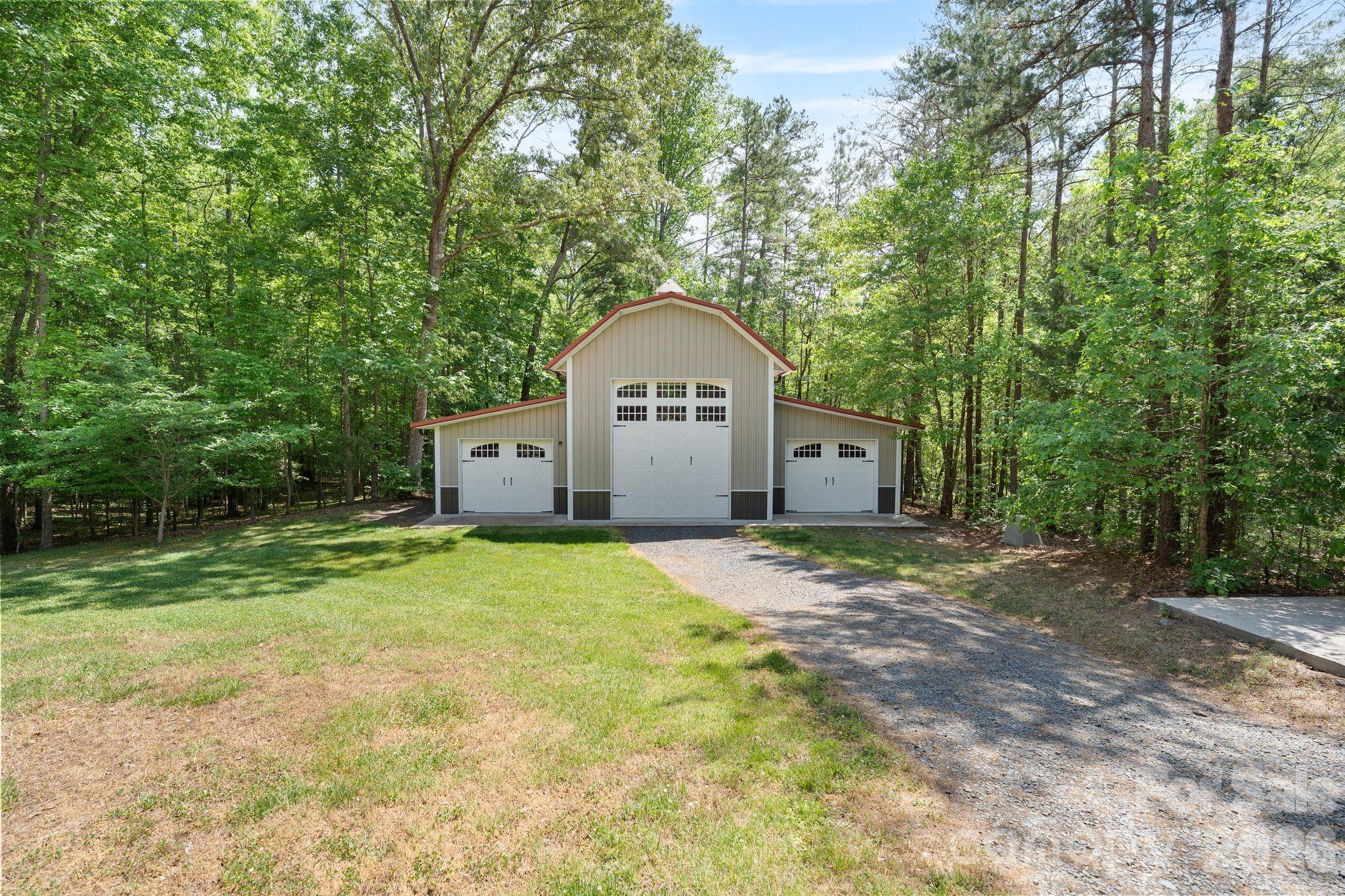 2599 Highway 557 Highway — Clover