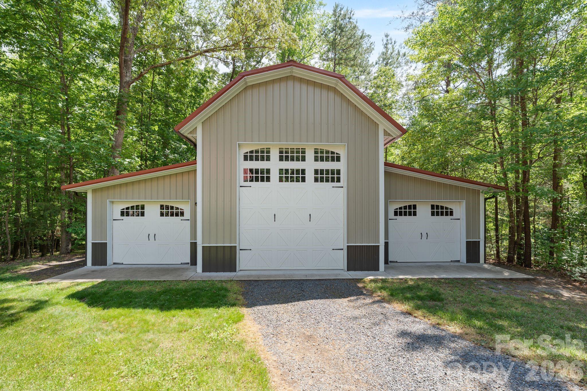 2599 Highway 557 Highway — Clover