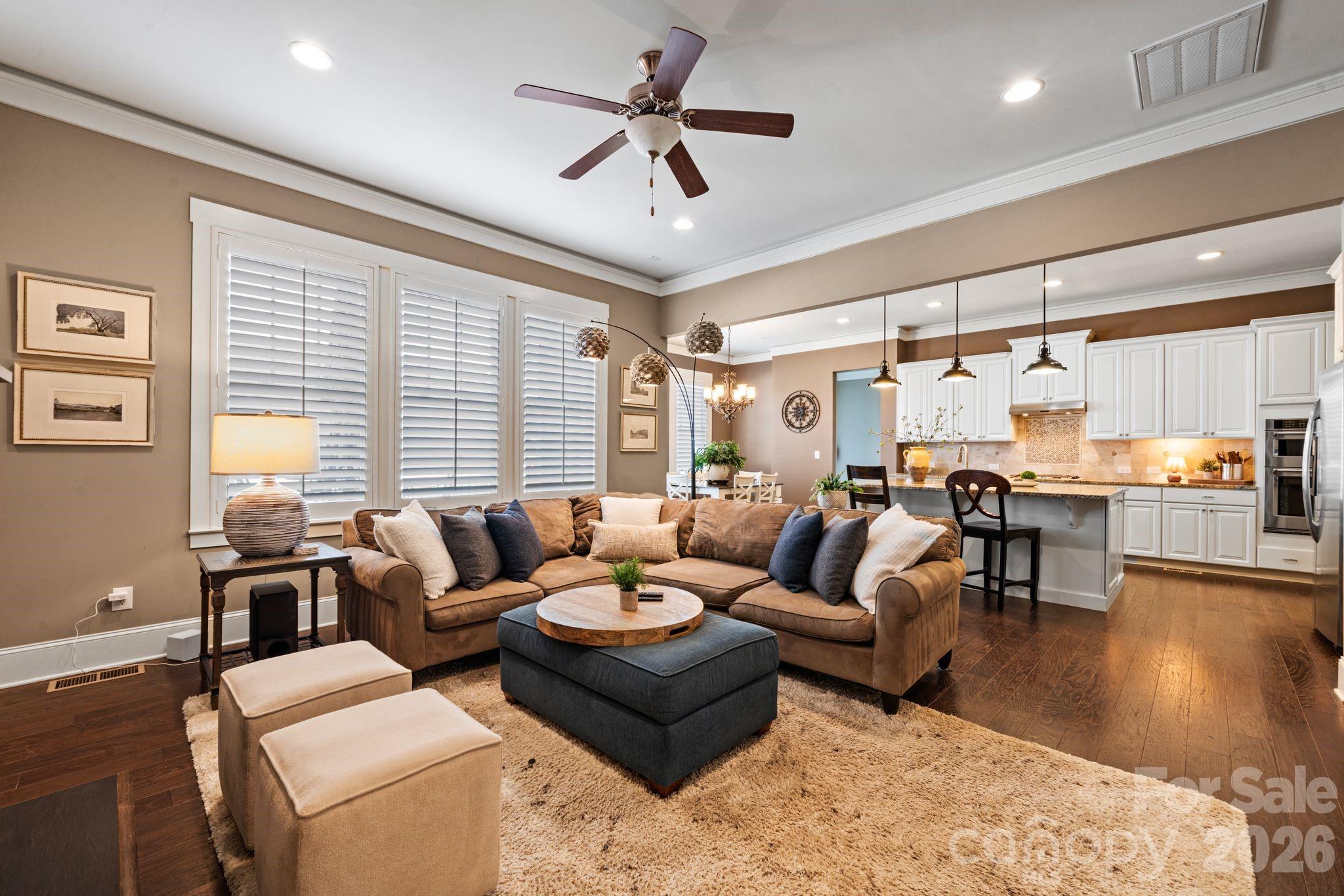 2319 Lochview Street — Pineville
