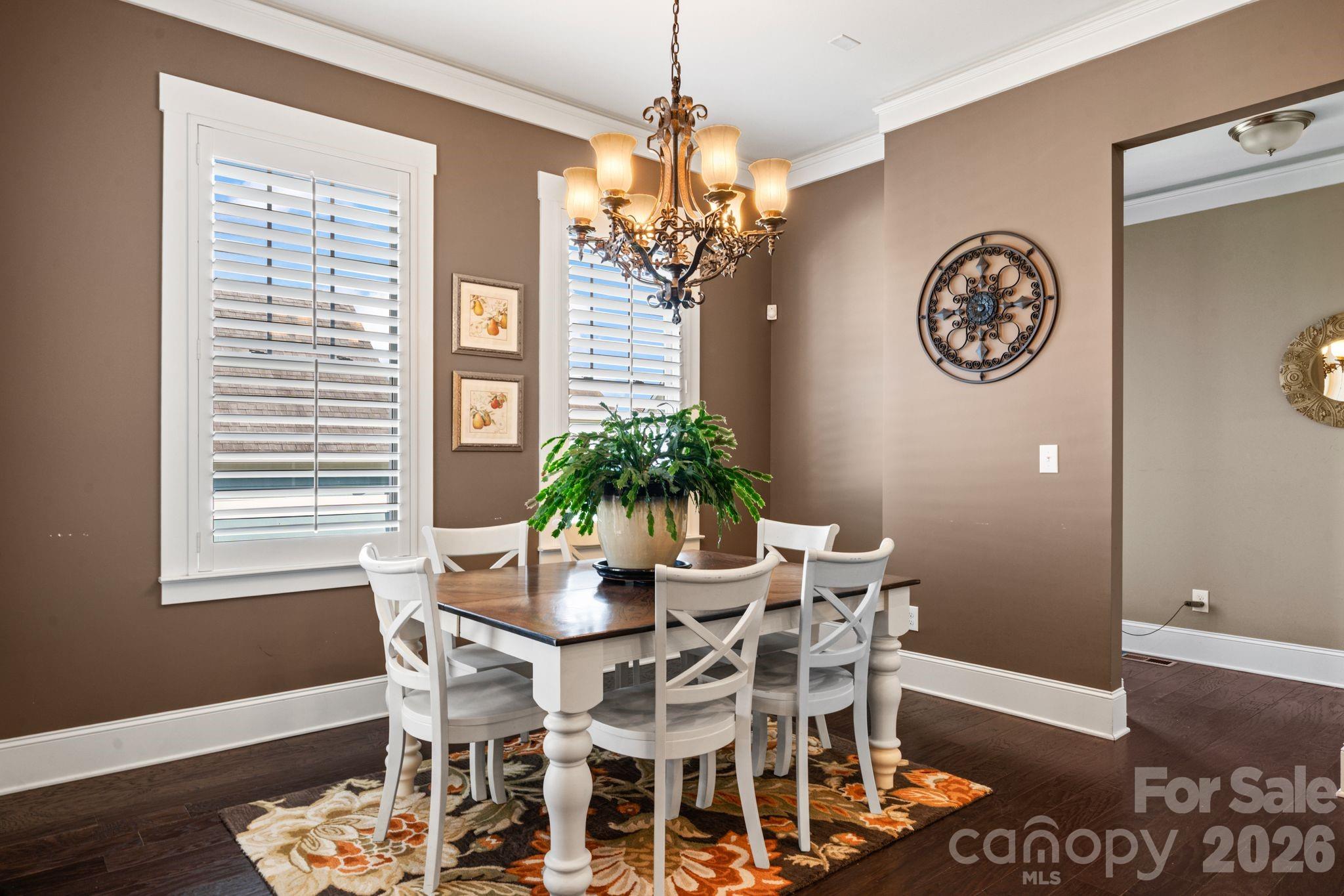 2319 Lochview Street — Pineville