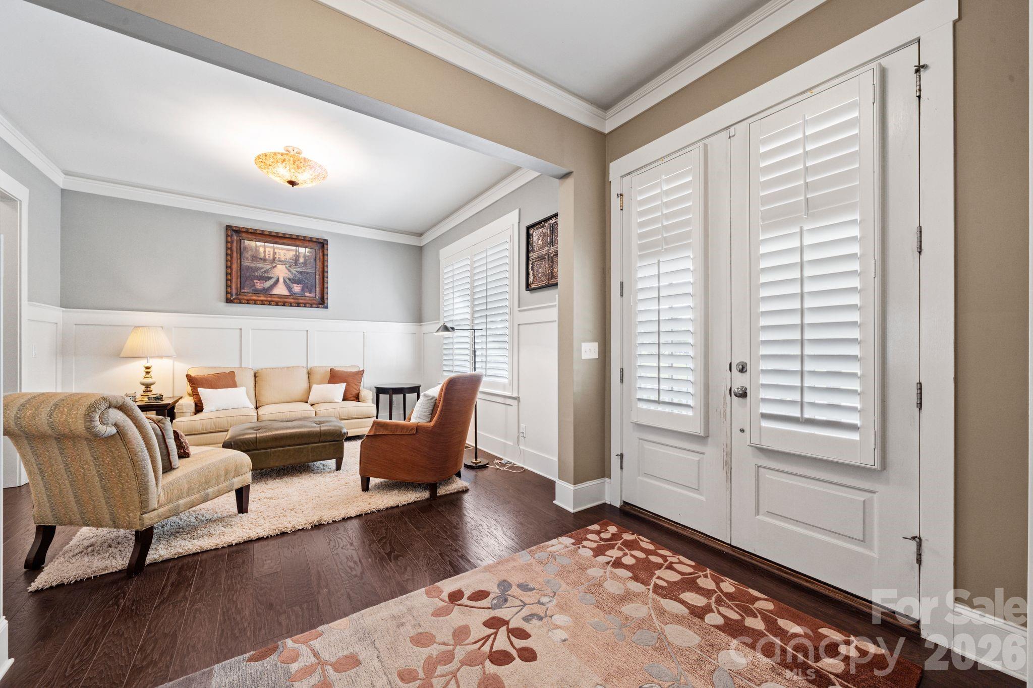 2319 Lochview Street — Pineville