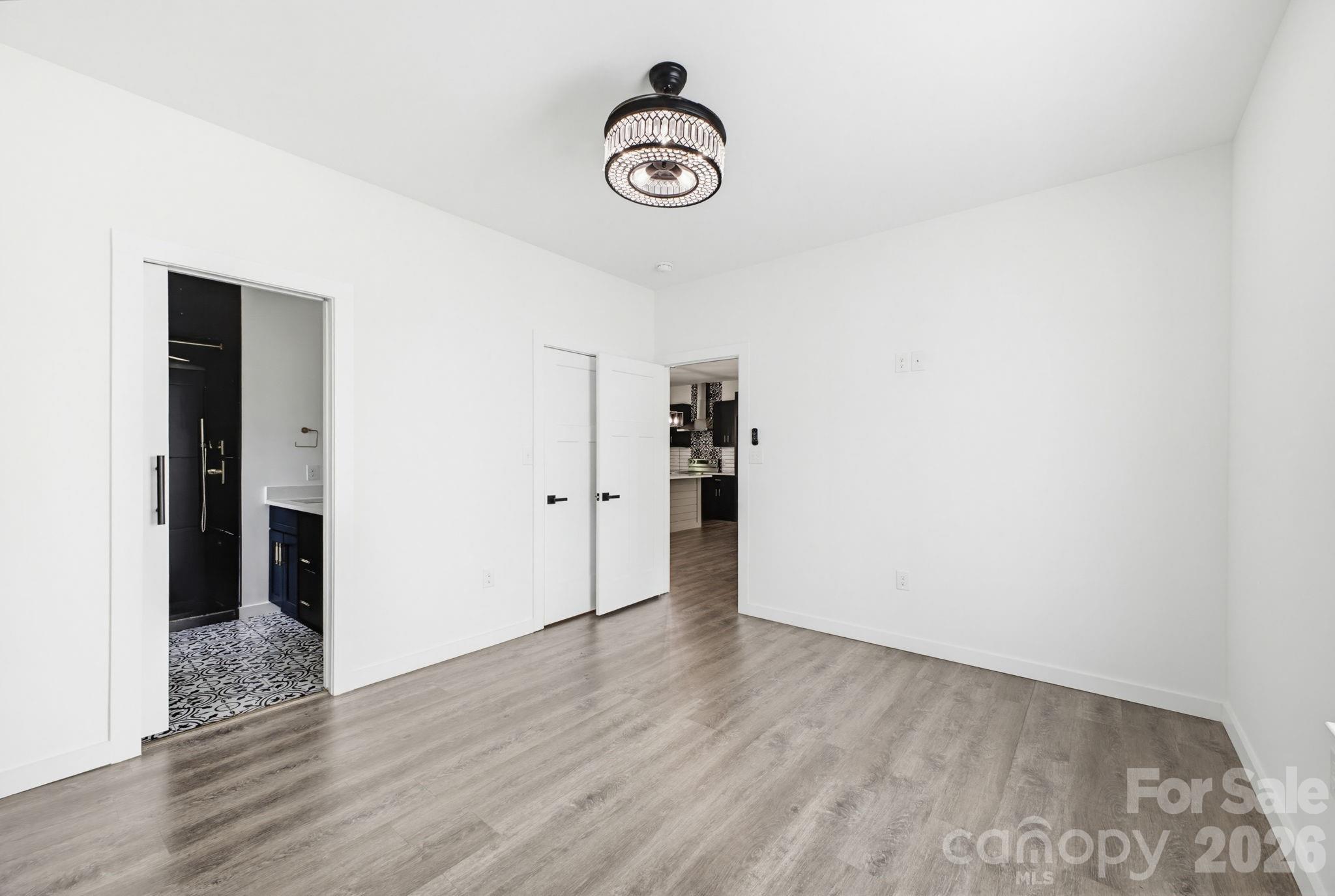 1475 32nd Street SW — Hickory