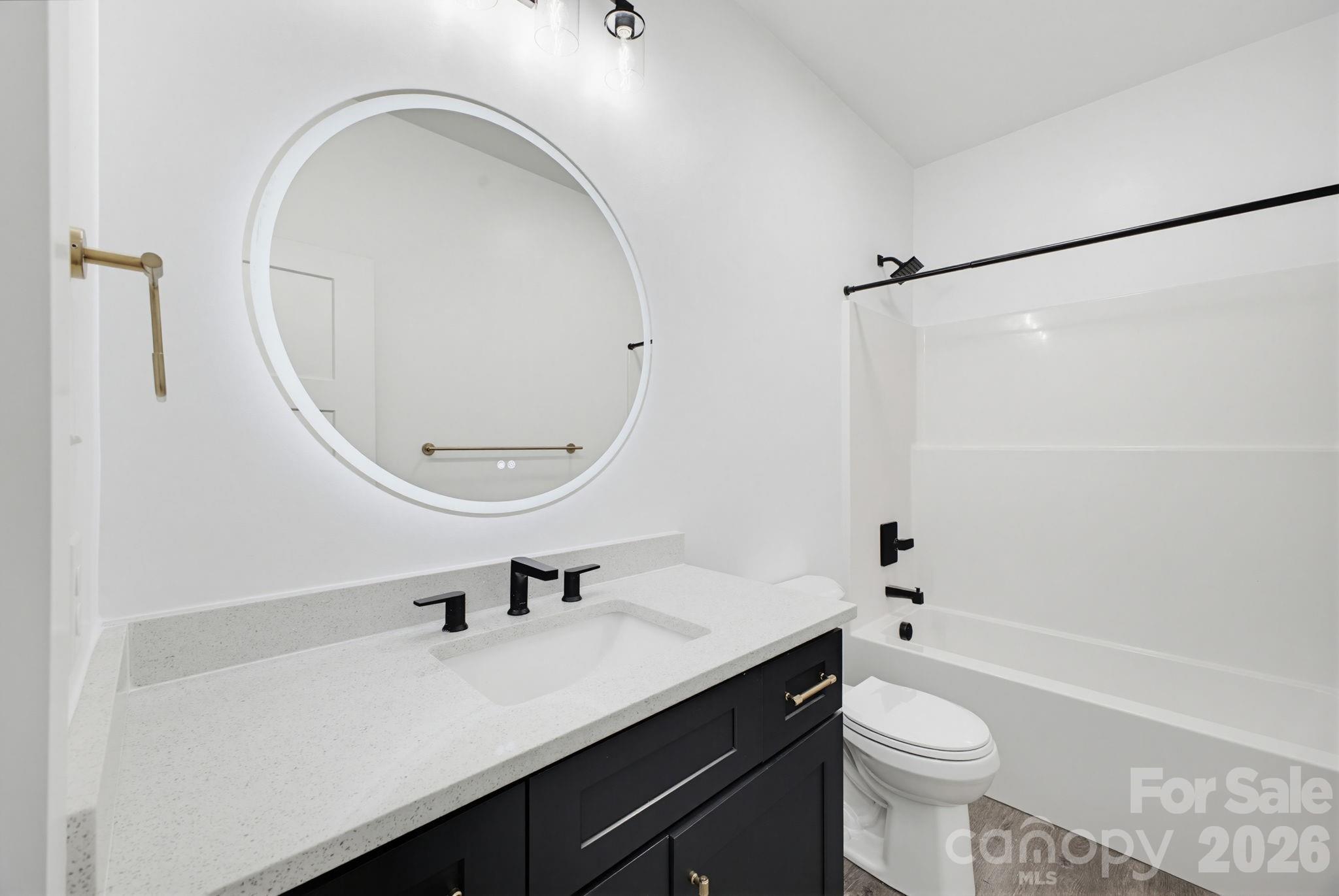 1475 32nd Street SW — Hickory