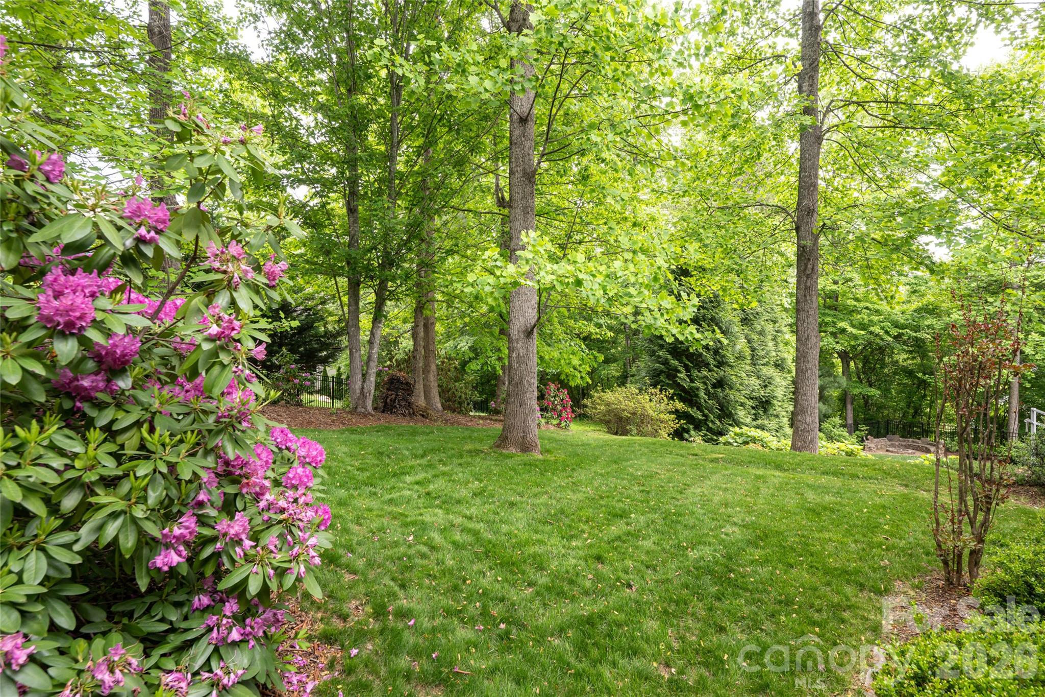 75 Ledgestone Drive — Fairview