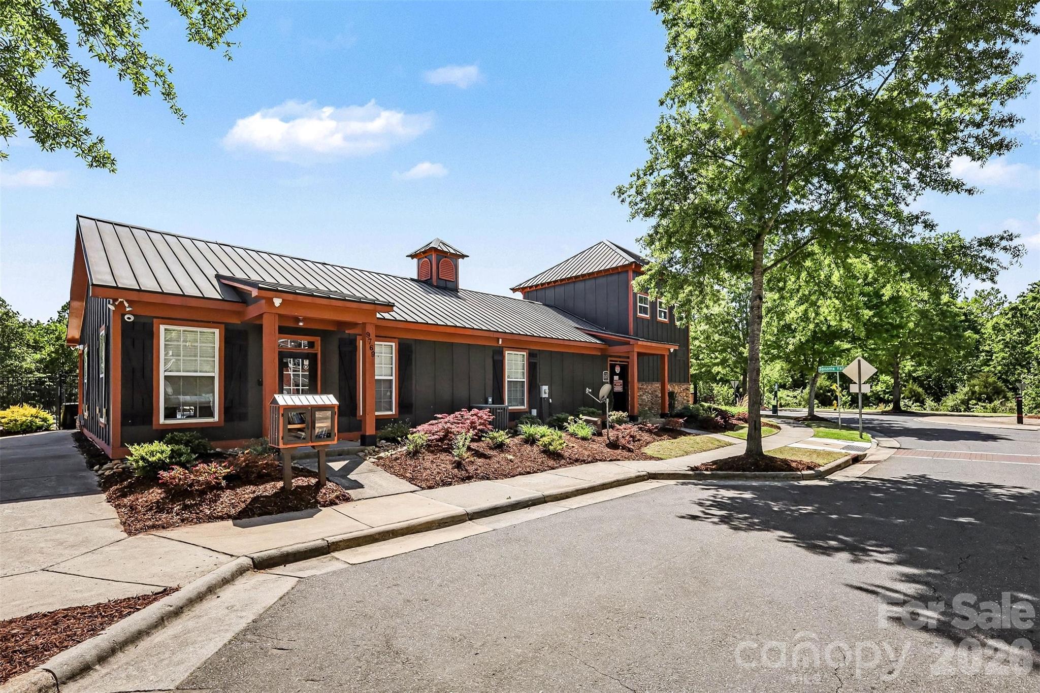 2709 Grain Mill Lane — Charlotte