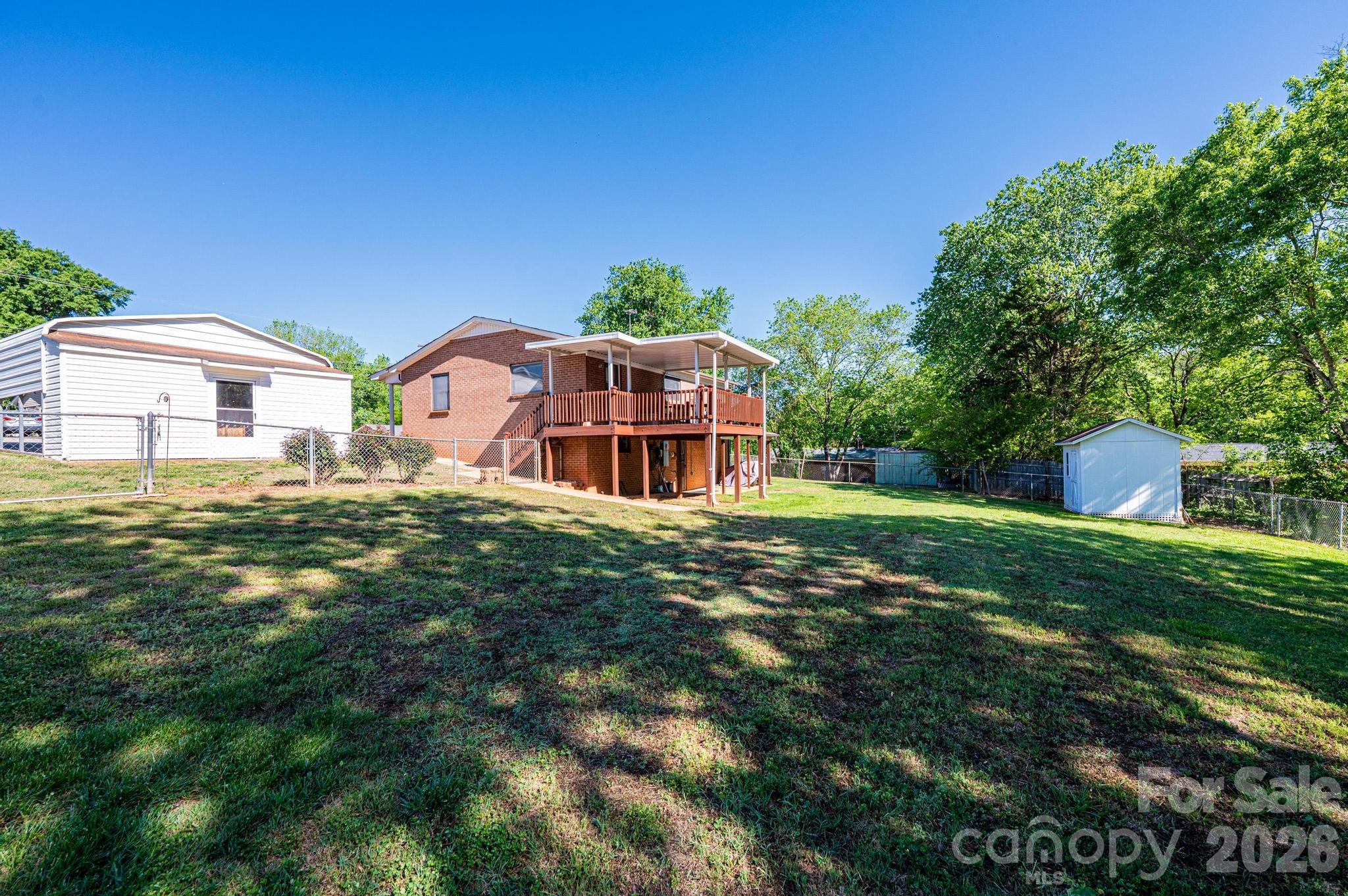 2649 Westview Acres Street — Hickory