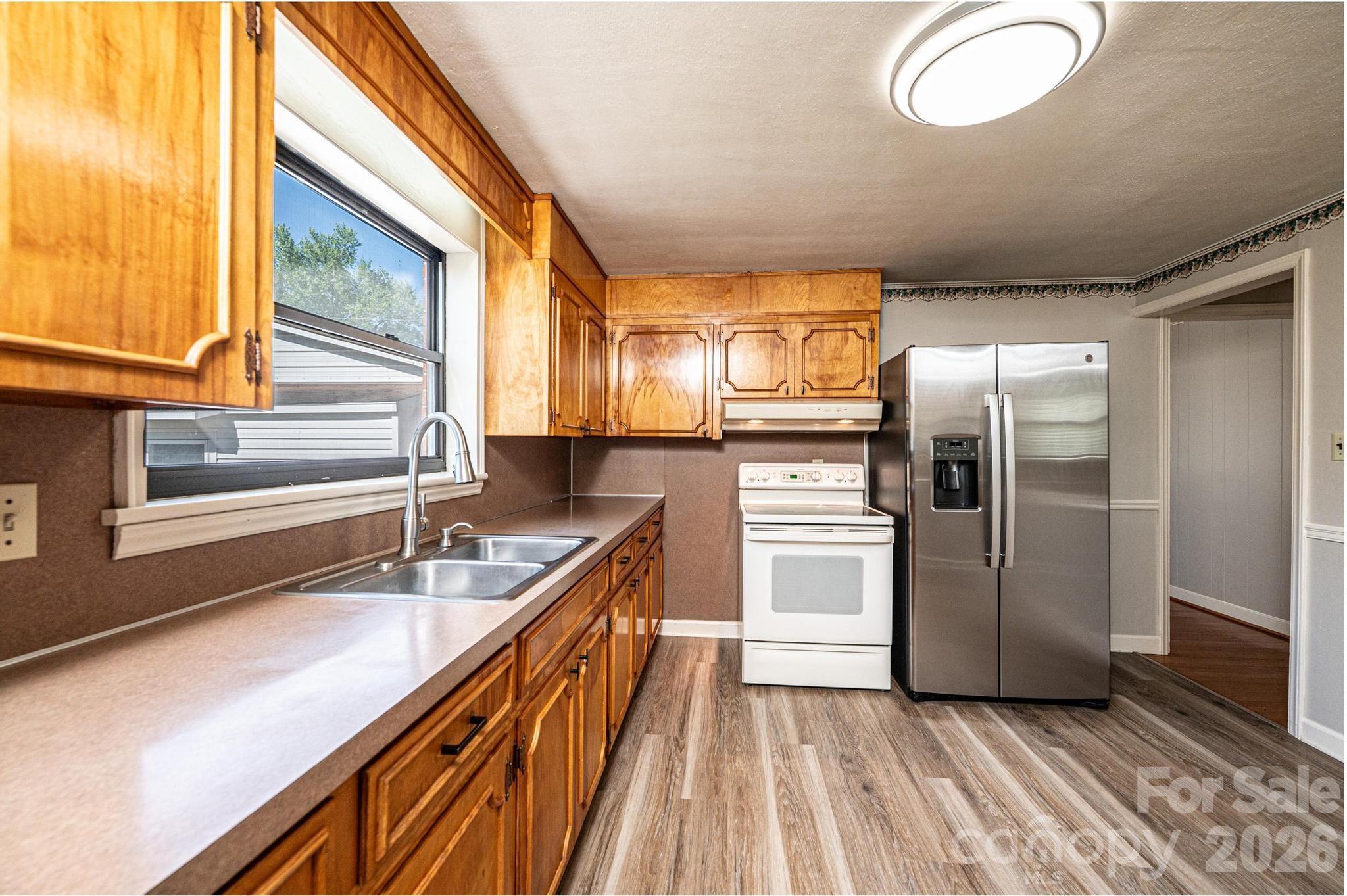 2649 Westview Acres Street — Hickory