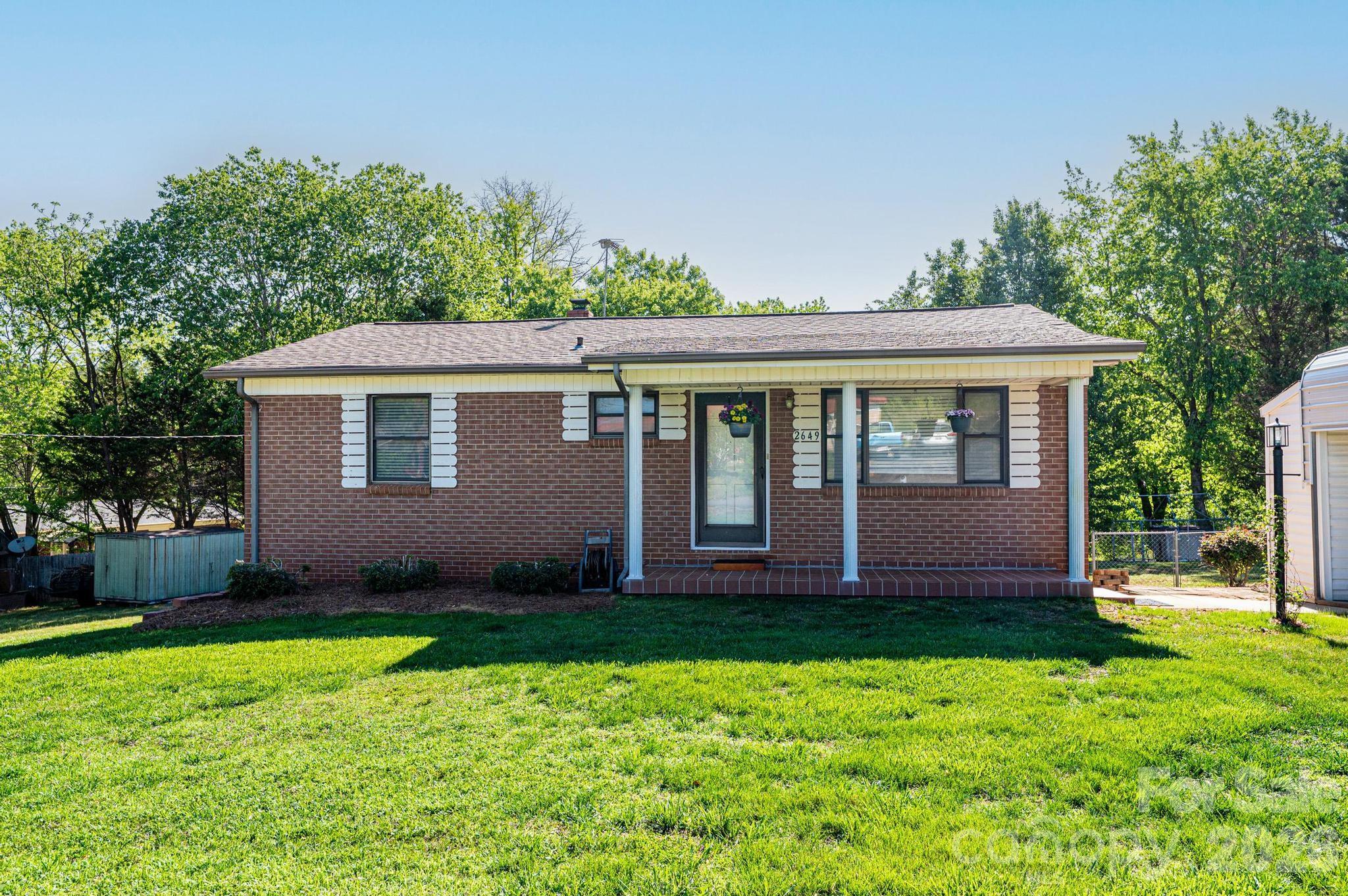 2649 Westview Acres Street — Hickory