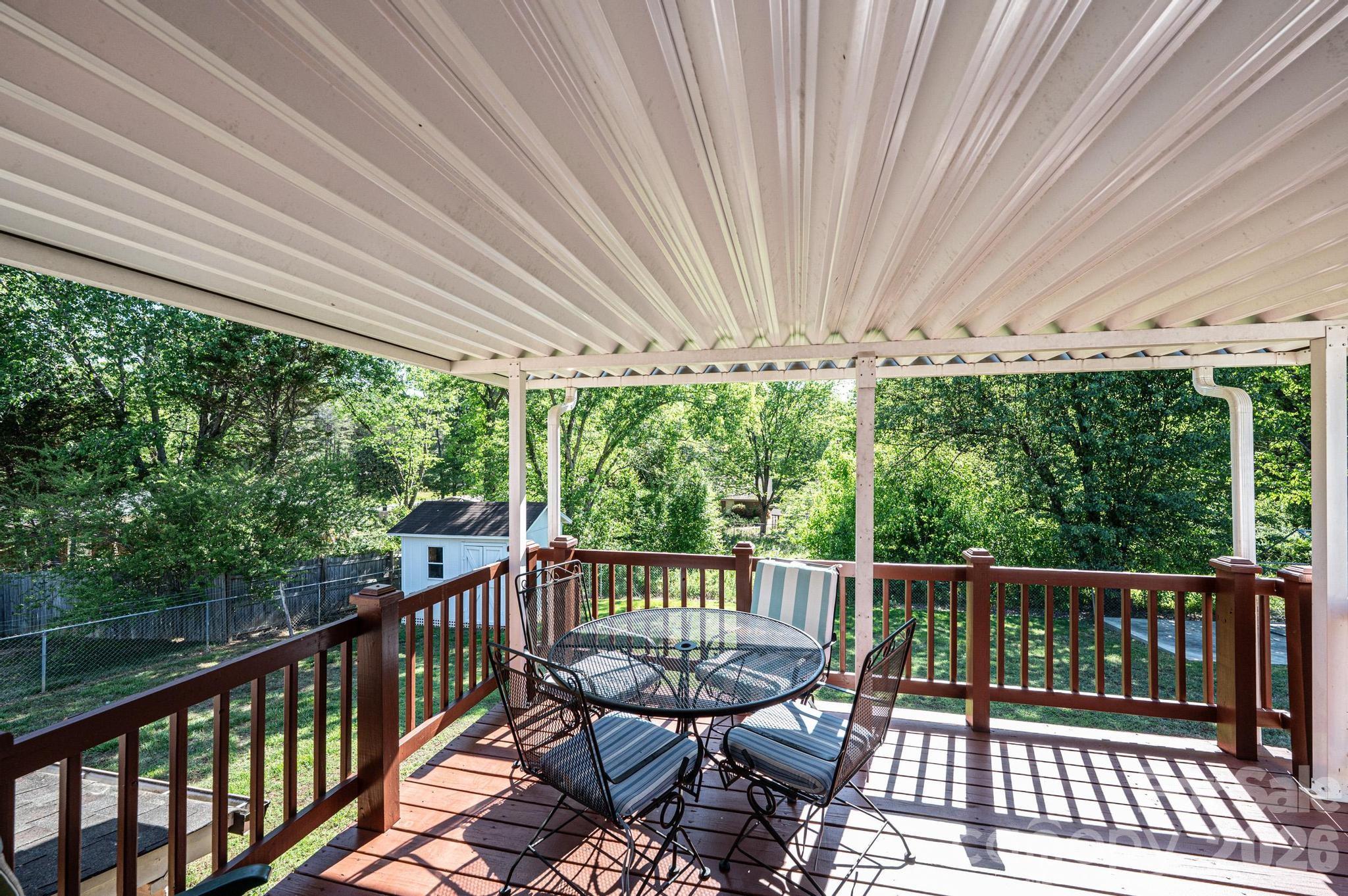2649 Westview Acres Street — Hickory