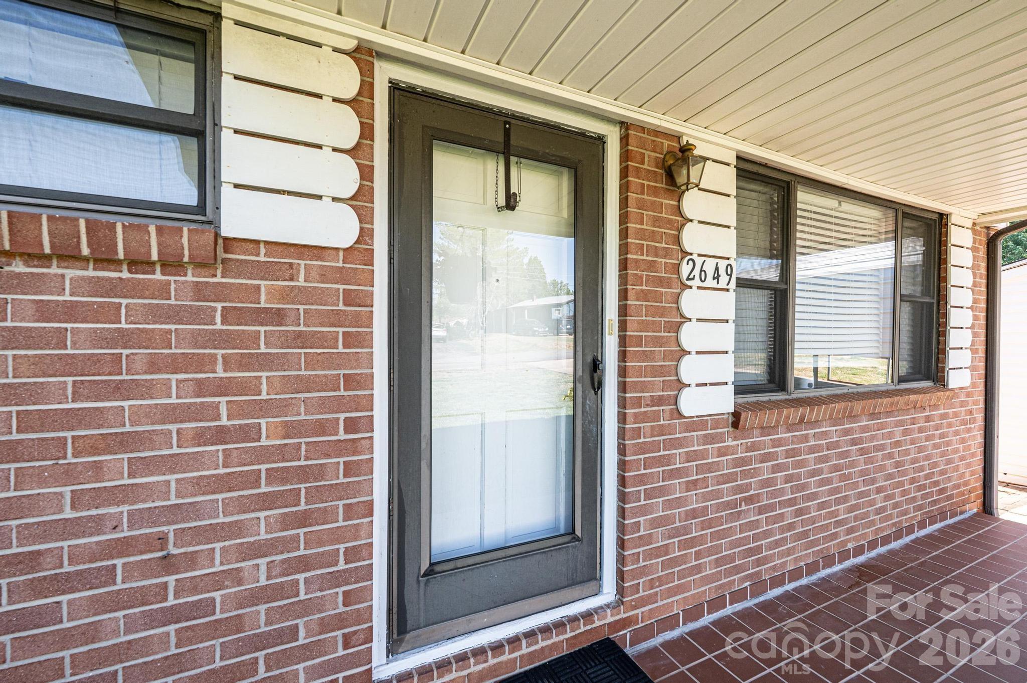 2649 Westview Acres Street — Hickory