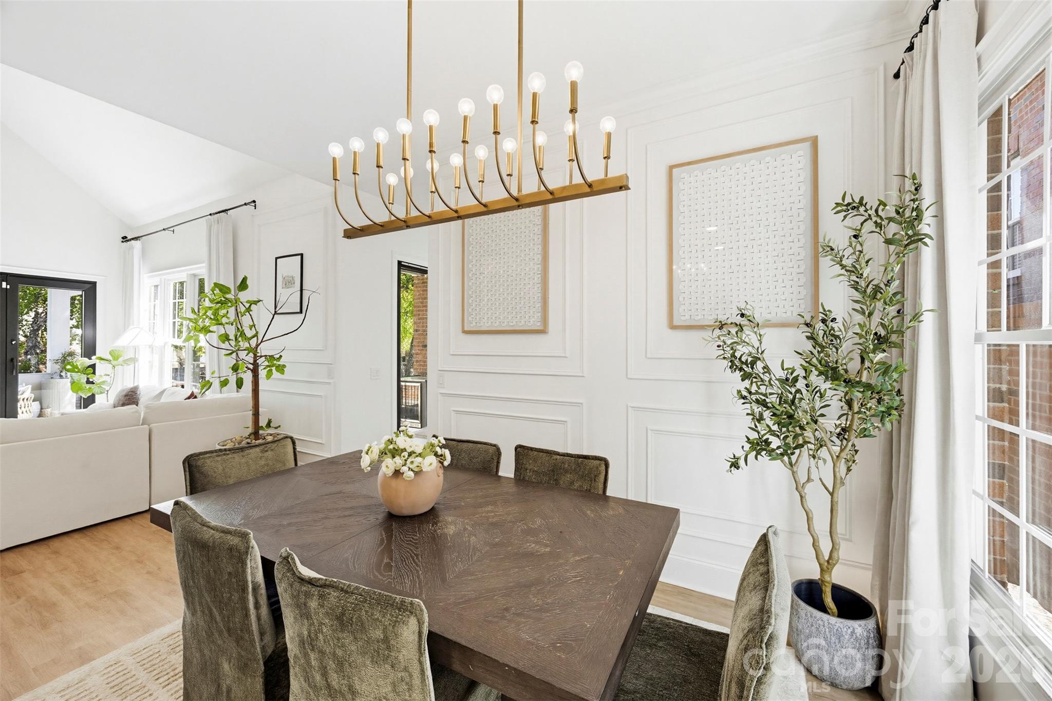 264 Hawthorne Park Avenue — Belmont