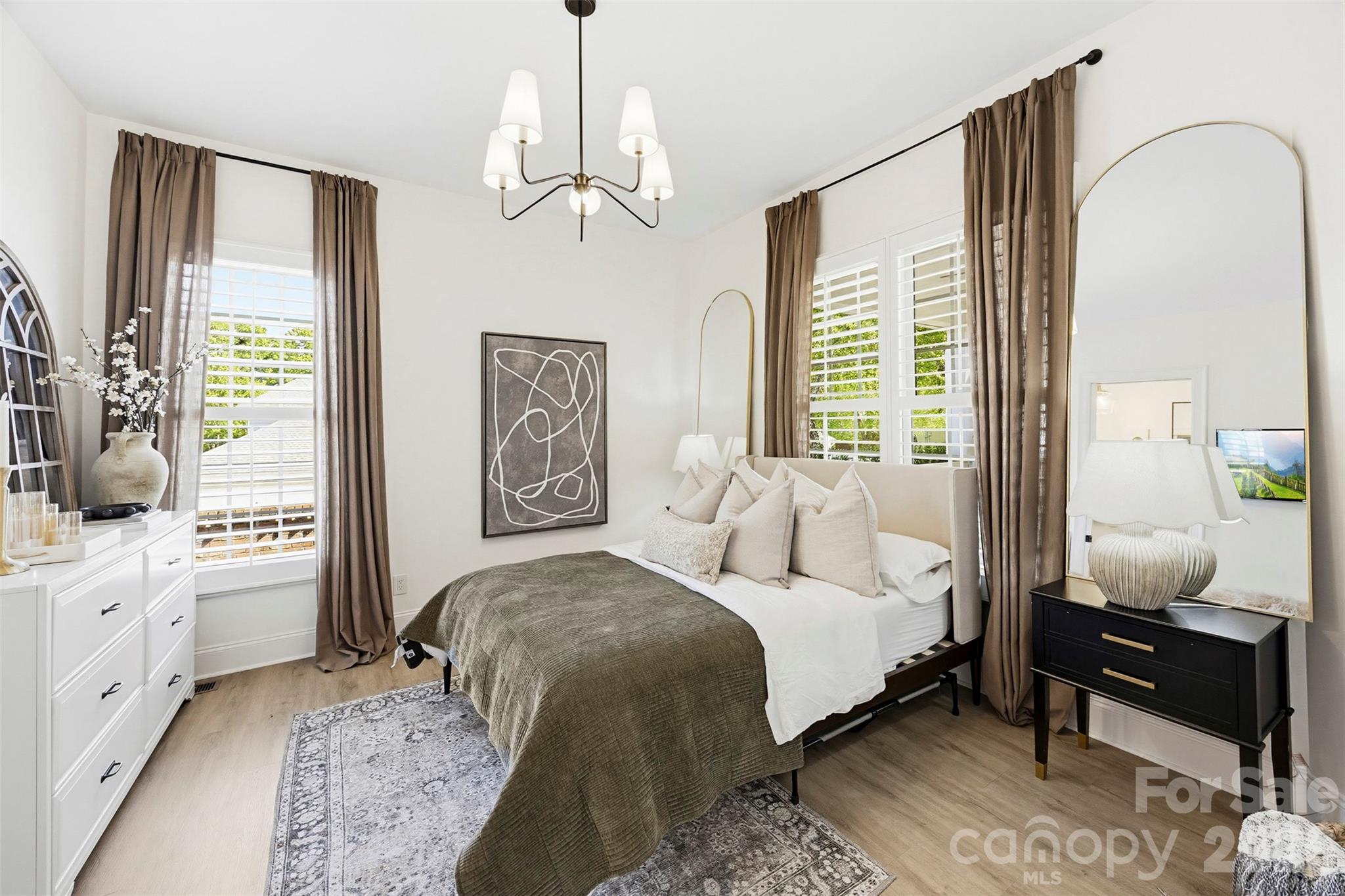 264 Hawthorne Park Avenue — Belmont