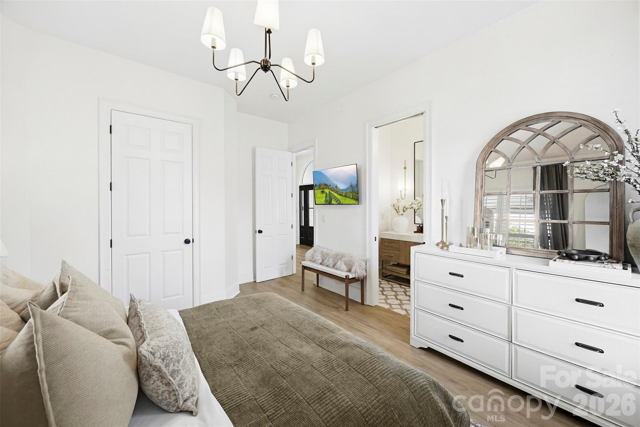 264 Hawthorne Park Avenue — Belmont