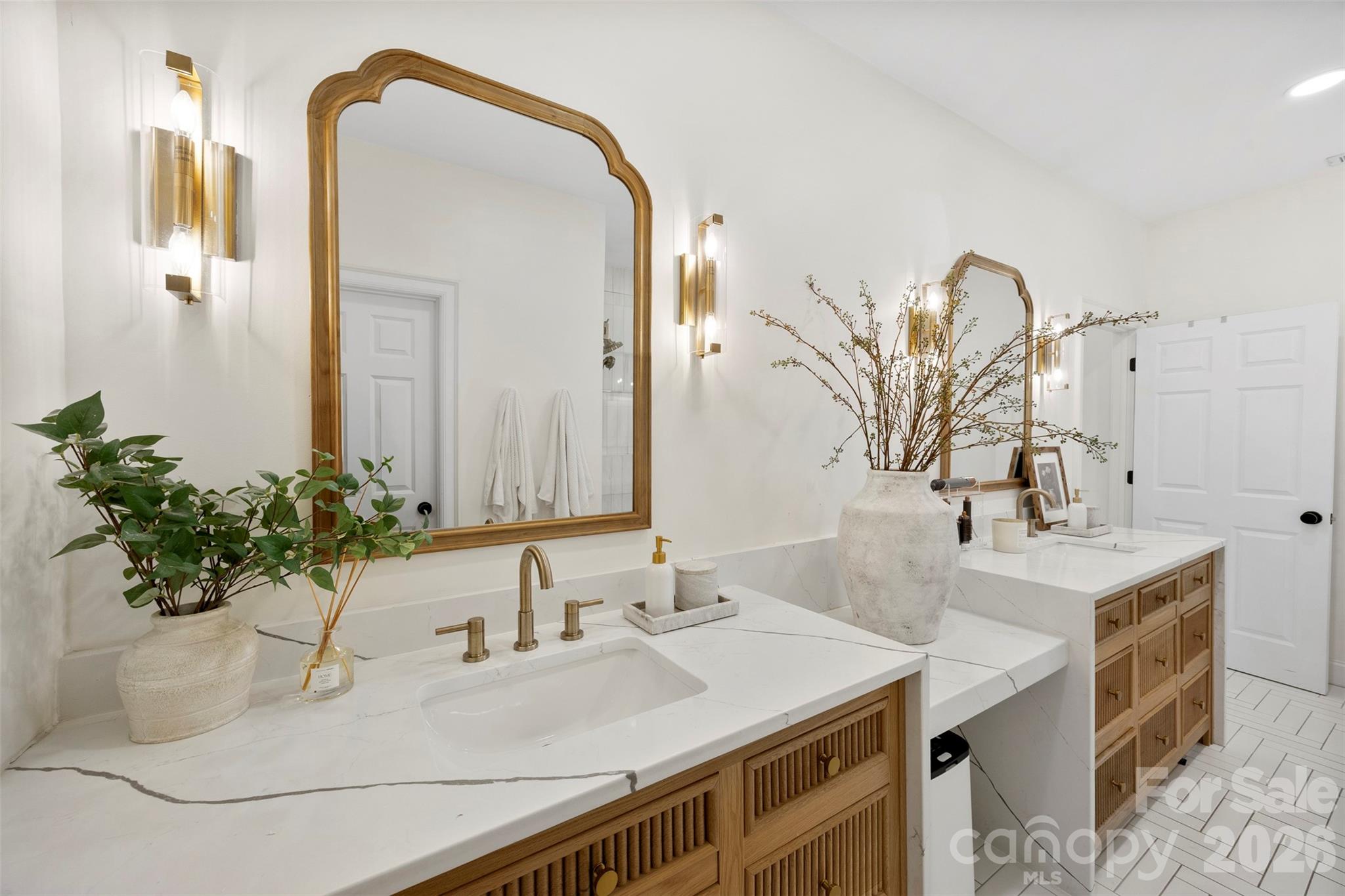 264 Hawthorne Park Avenue — Belmont