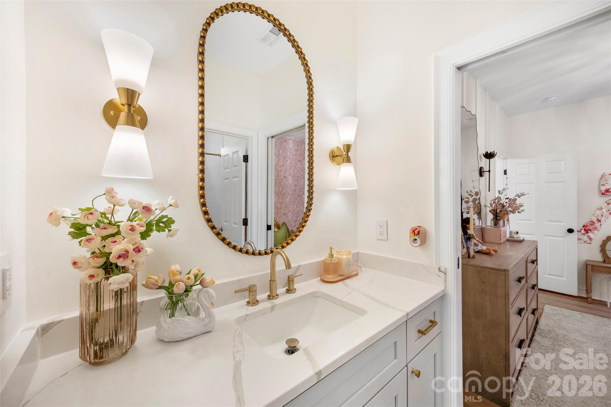 264 Hawthorne Park Avenue — Belmont