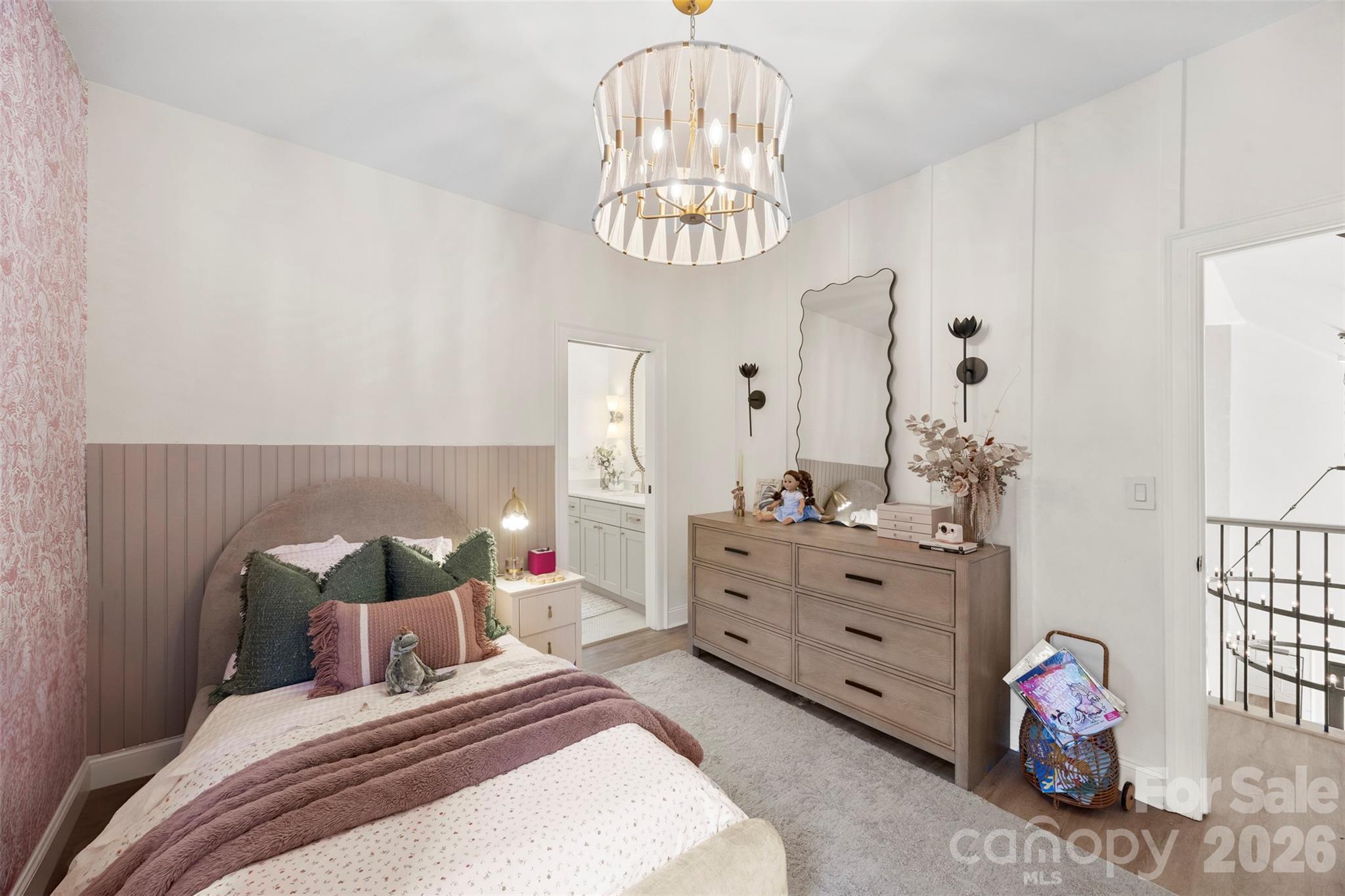 264 Hawthorne Park Avenue — Belmont
