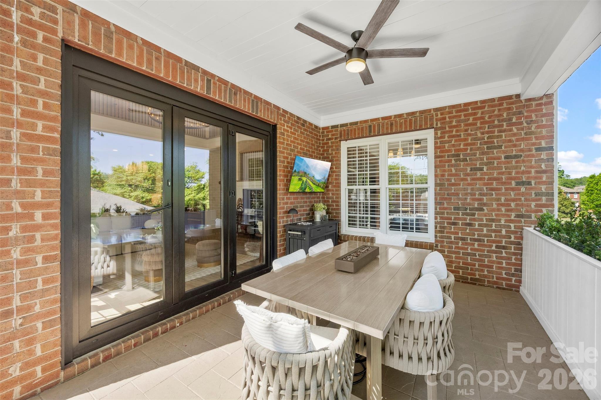 264 Hawthorne Park Avenue — Belmont