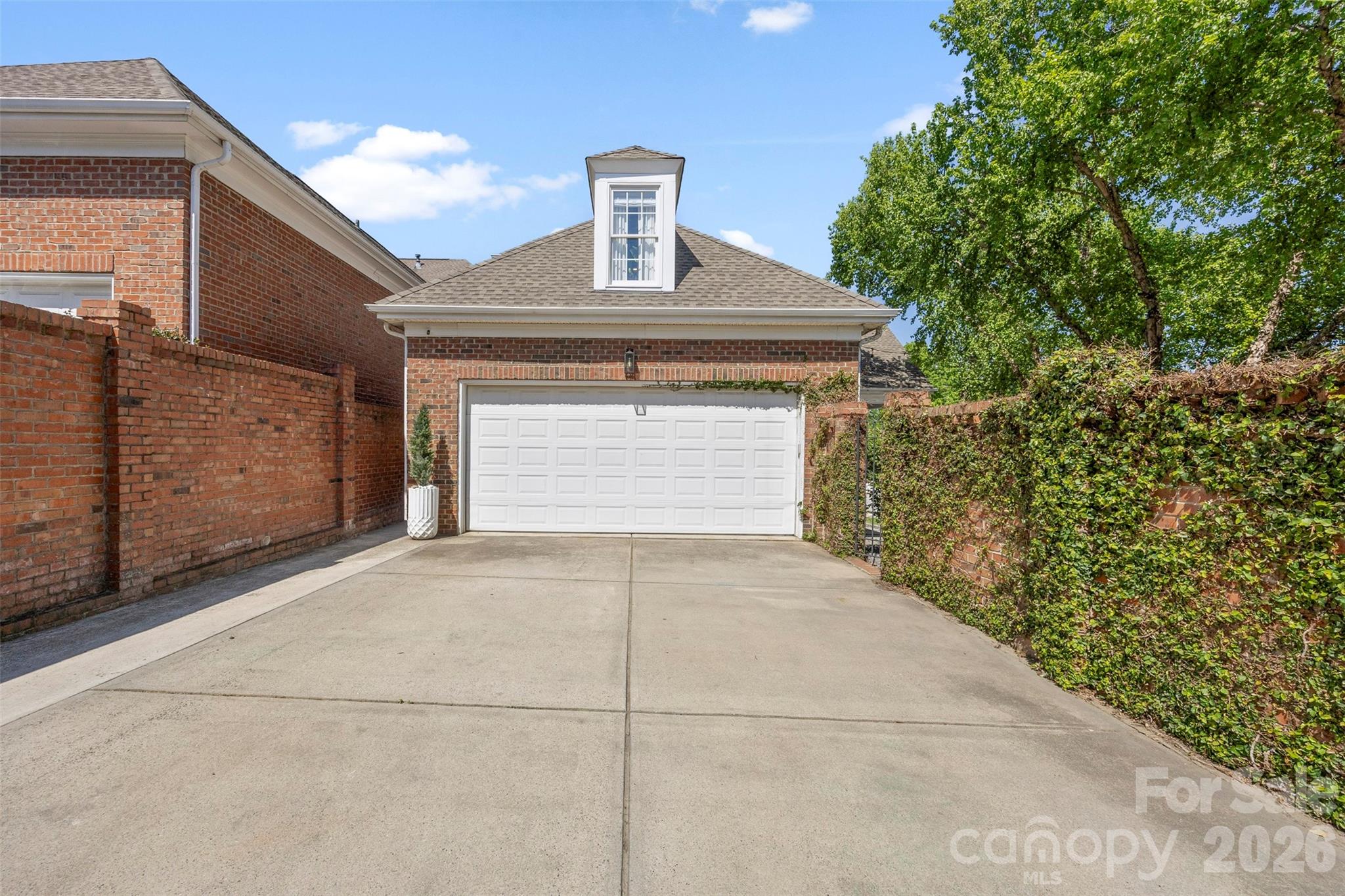 264 Hawthorne Park Avenue — Belmont