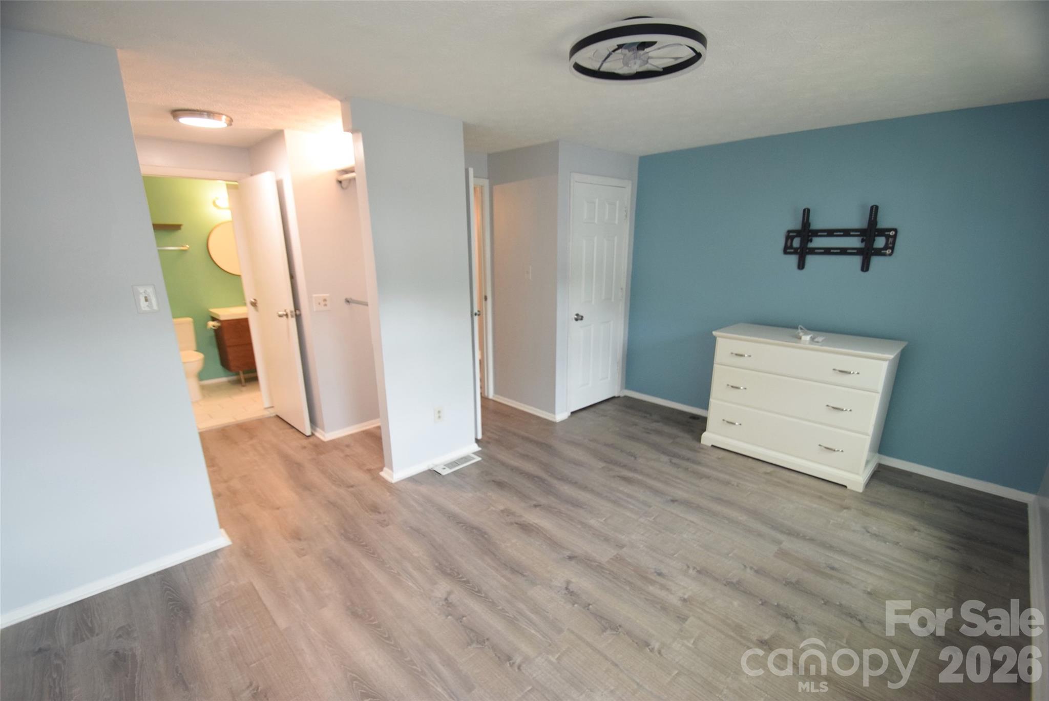 9432 Lexington Circle #A — Charlotte