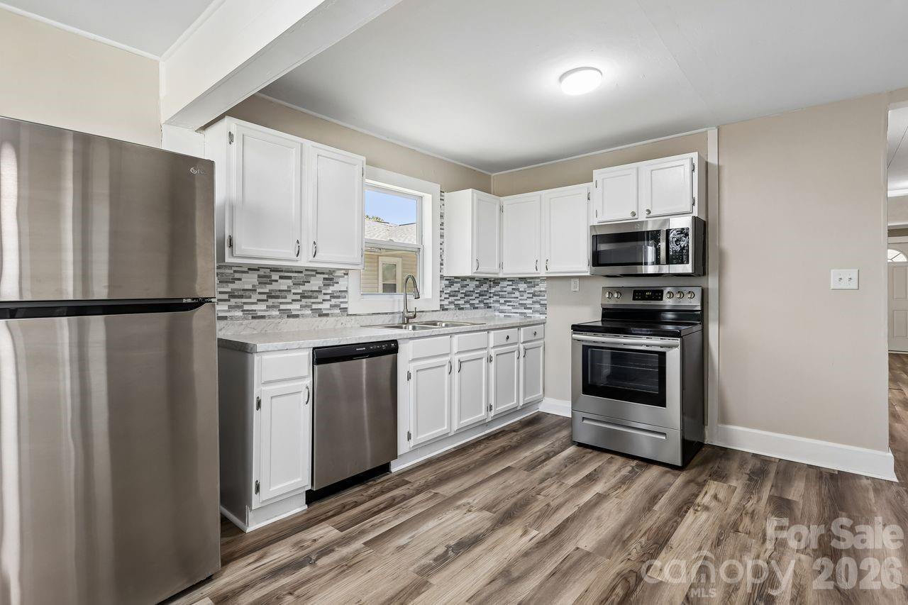 408 E Park Avenue — Gastonia