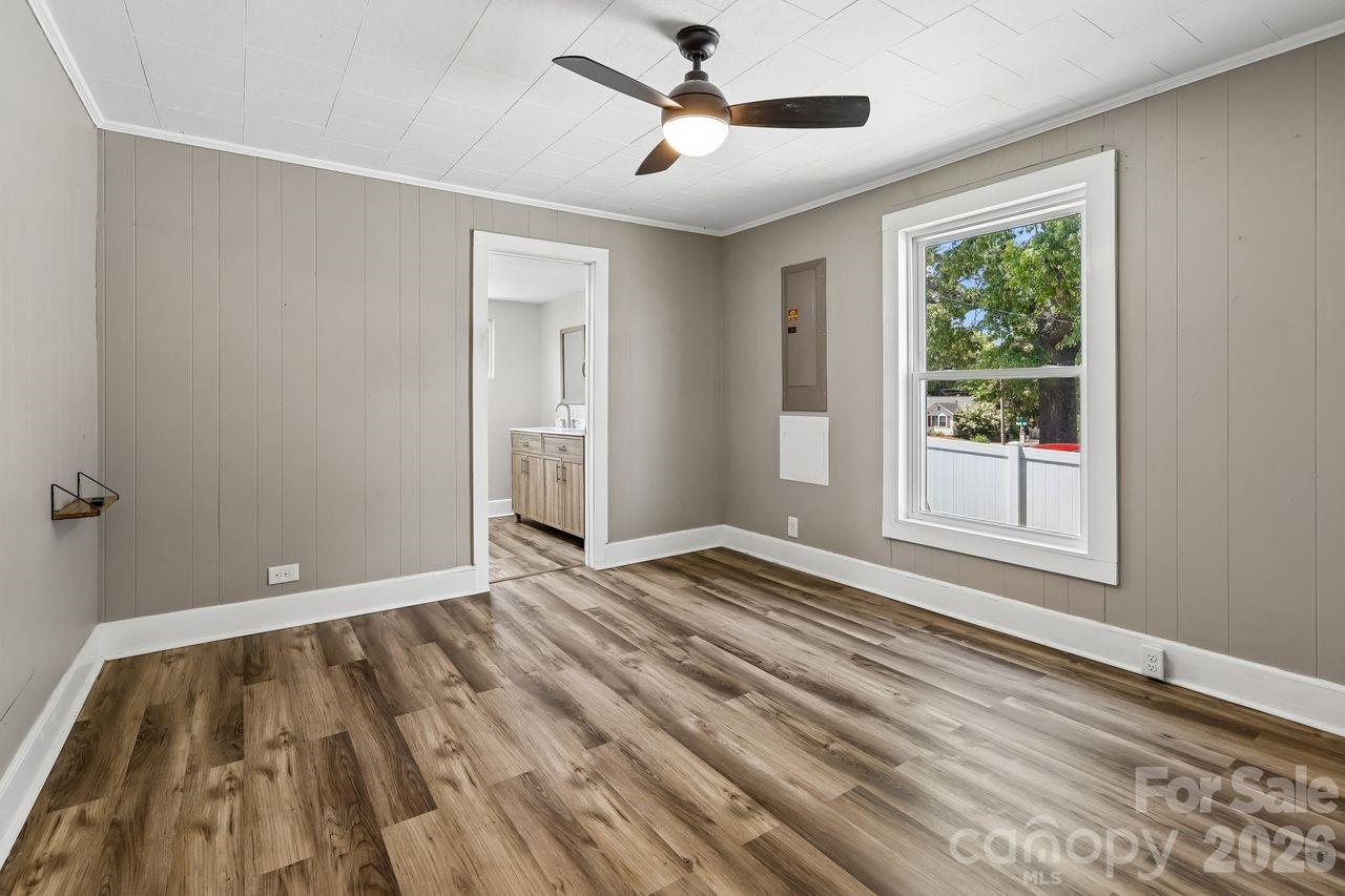 408 E Park Avenue — Gastonia