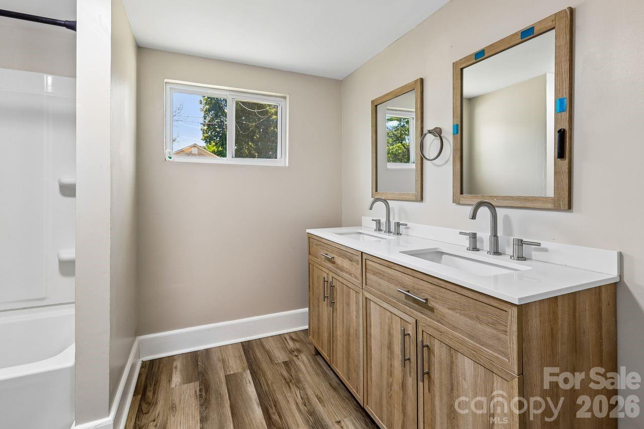 408 E Park Avenue — Gastonia