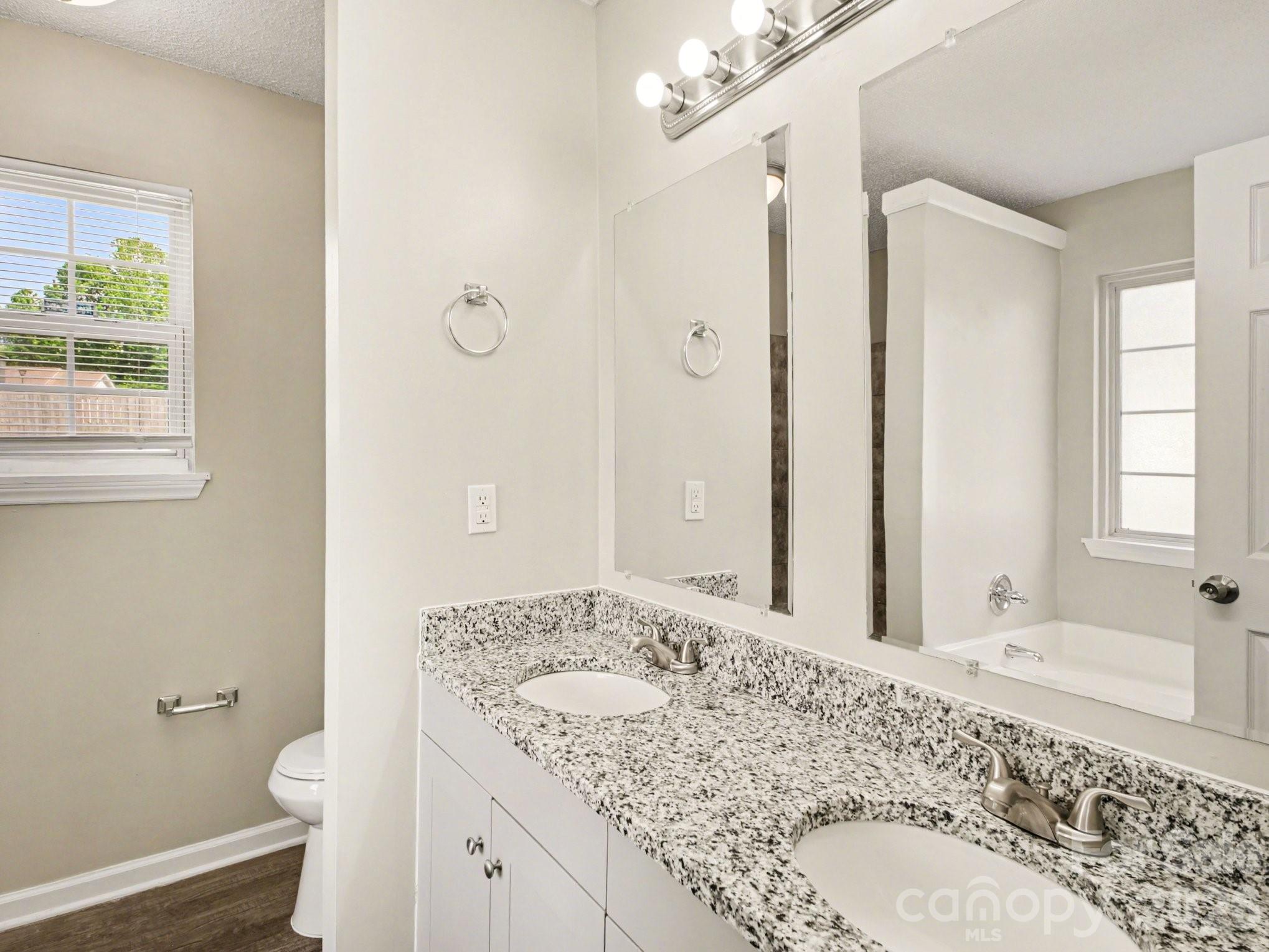 3744 Capps Hill Drive — Charlotte
