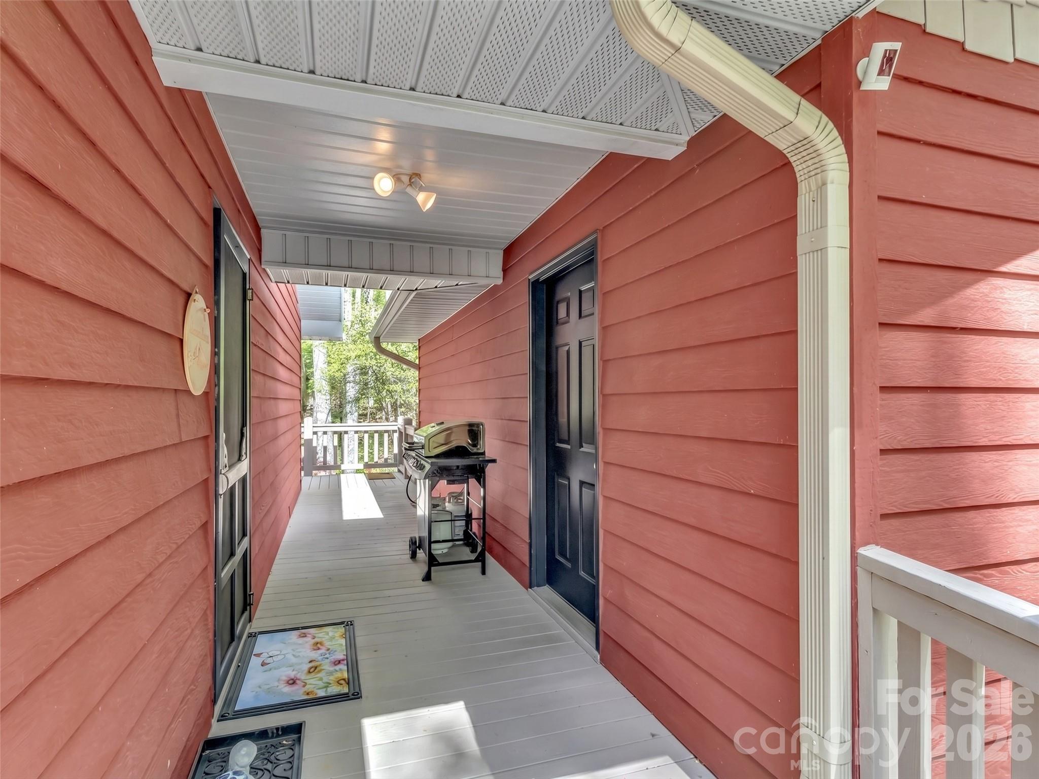 211 Rustic Road — Waynesville