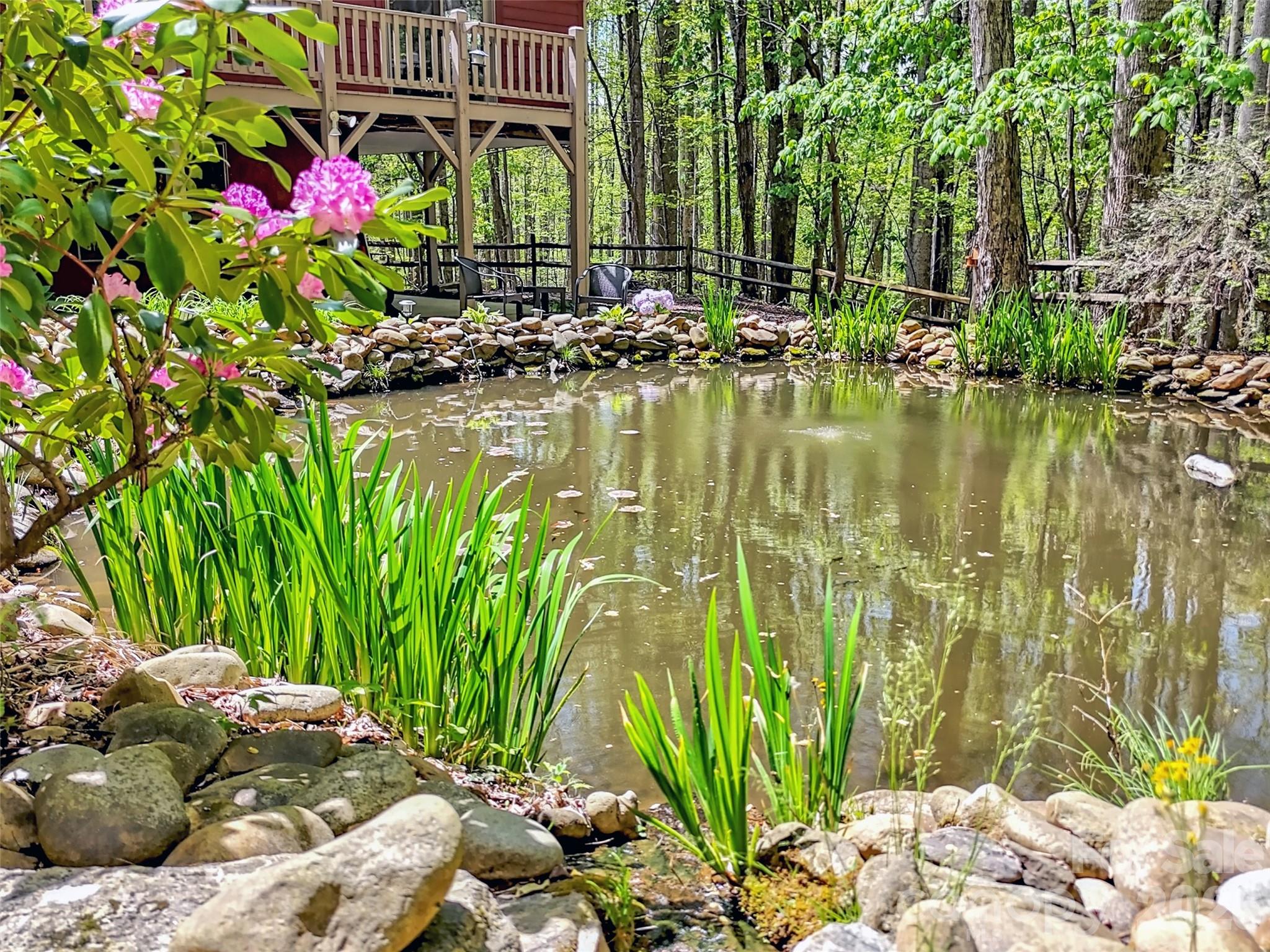211 Rustic Road — Waynesville