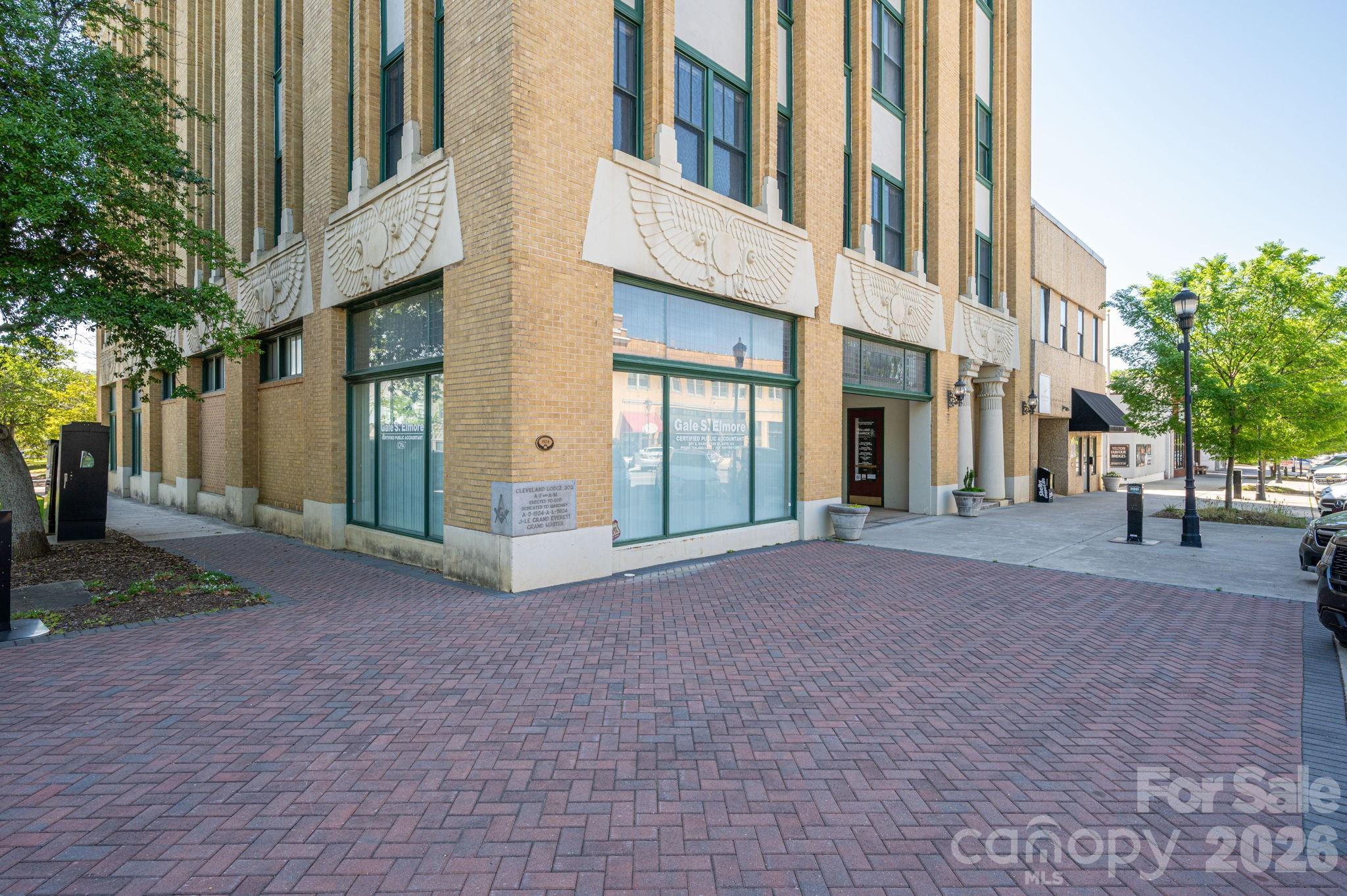 201 S Washington Street — Shelby