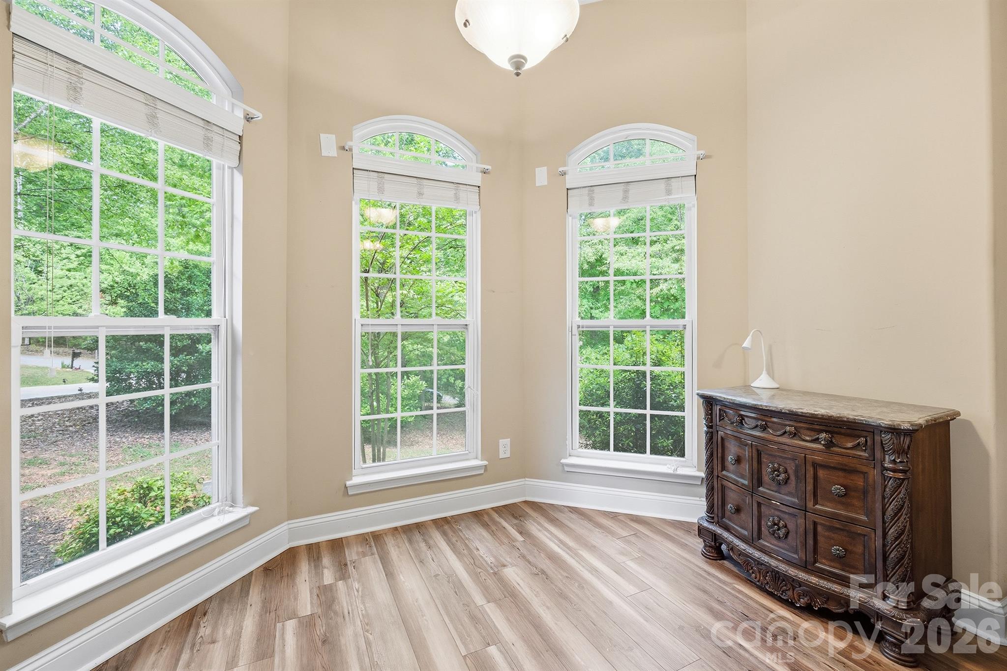 516 Shady Oaks Drive — Stanley