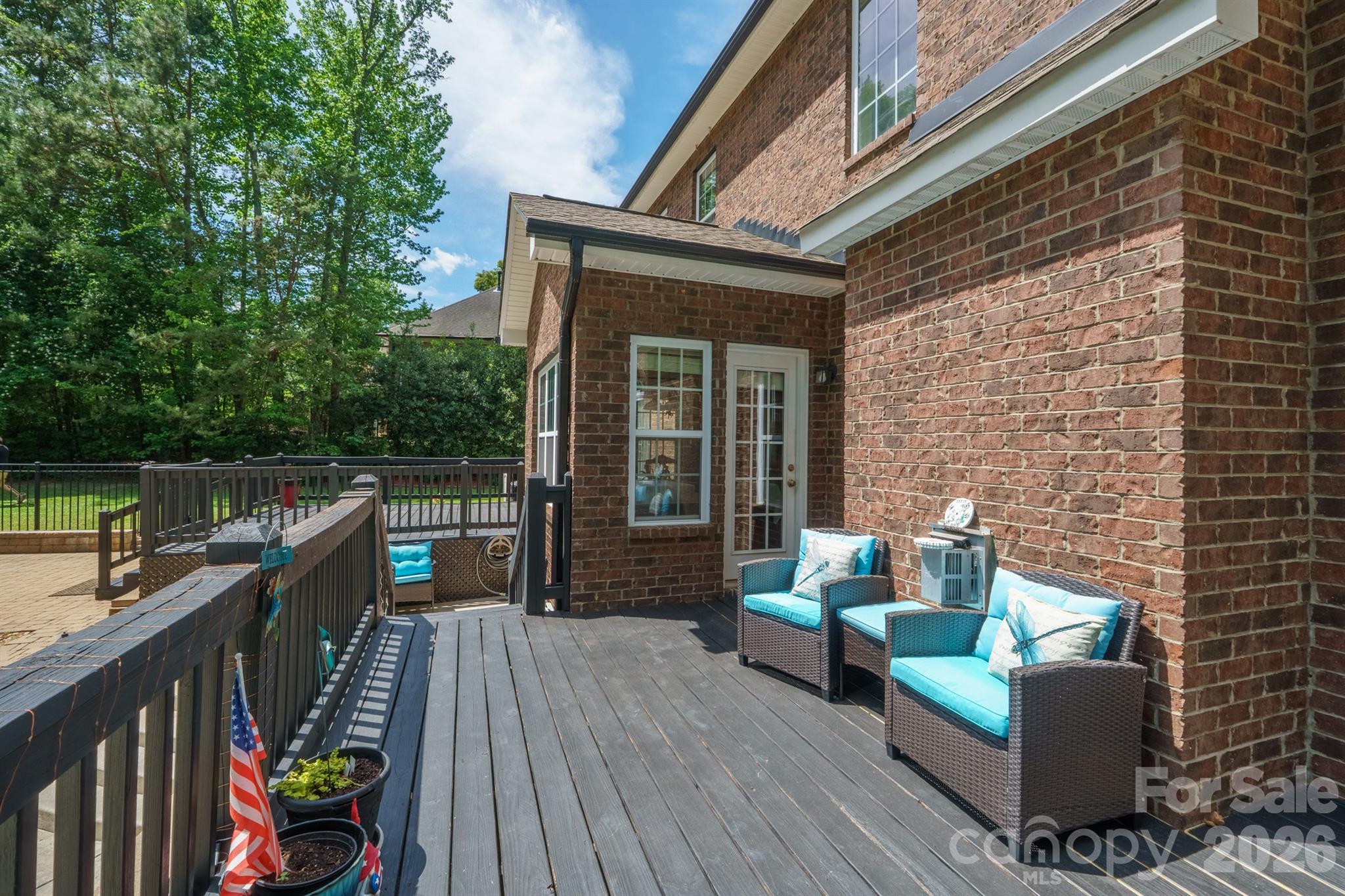 516 Shady Oaks Drive — Stanley