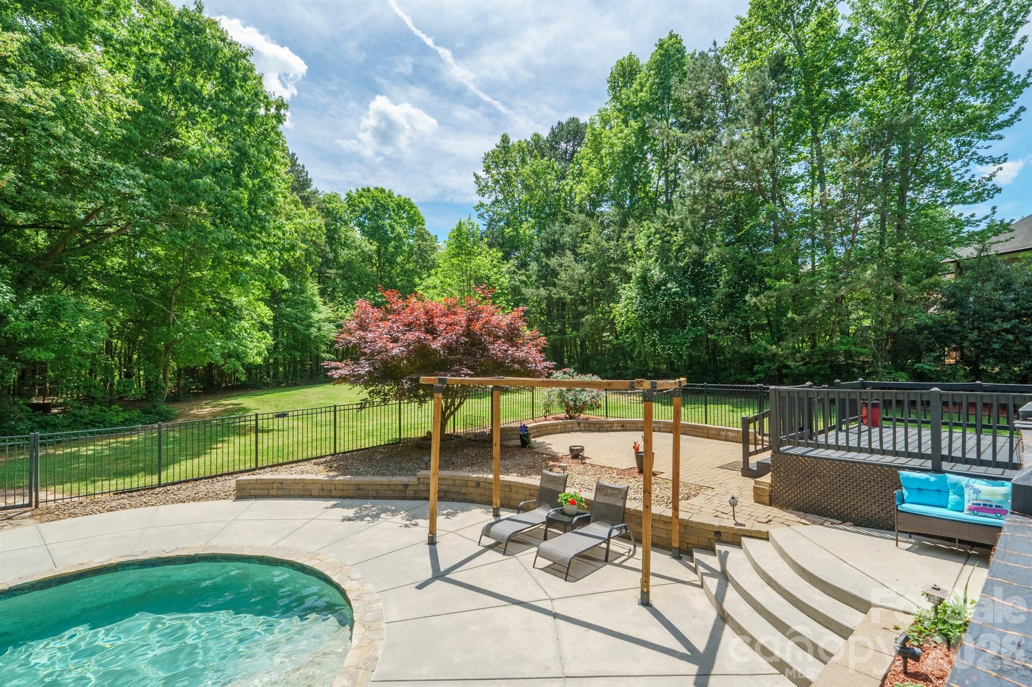 516 Shady Oaks Drive — Stanley