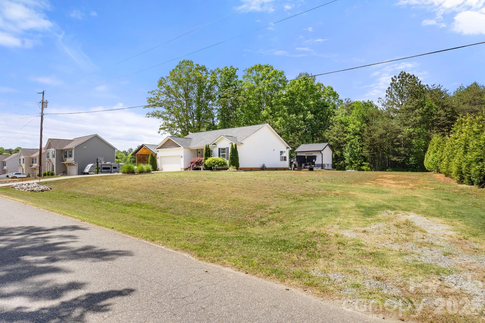 7172 Rolling Hills Drive — Sherrills Ford