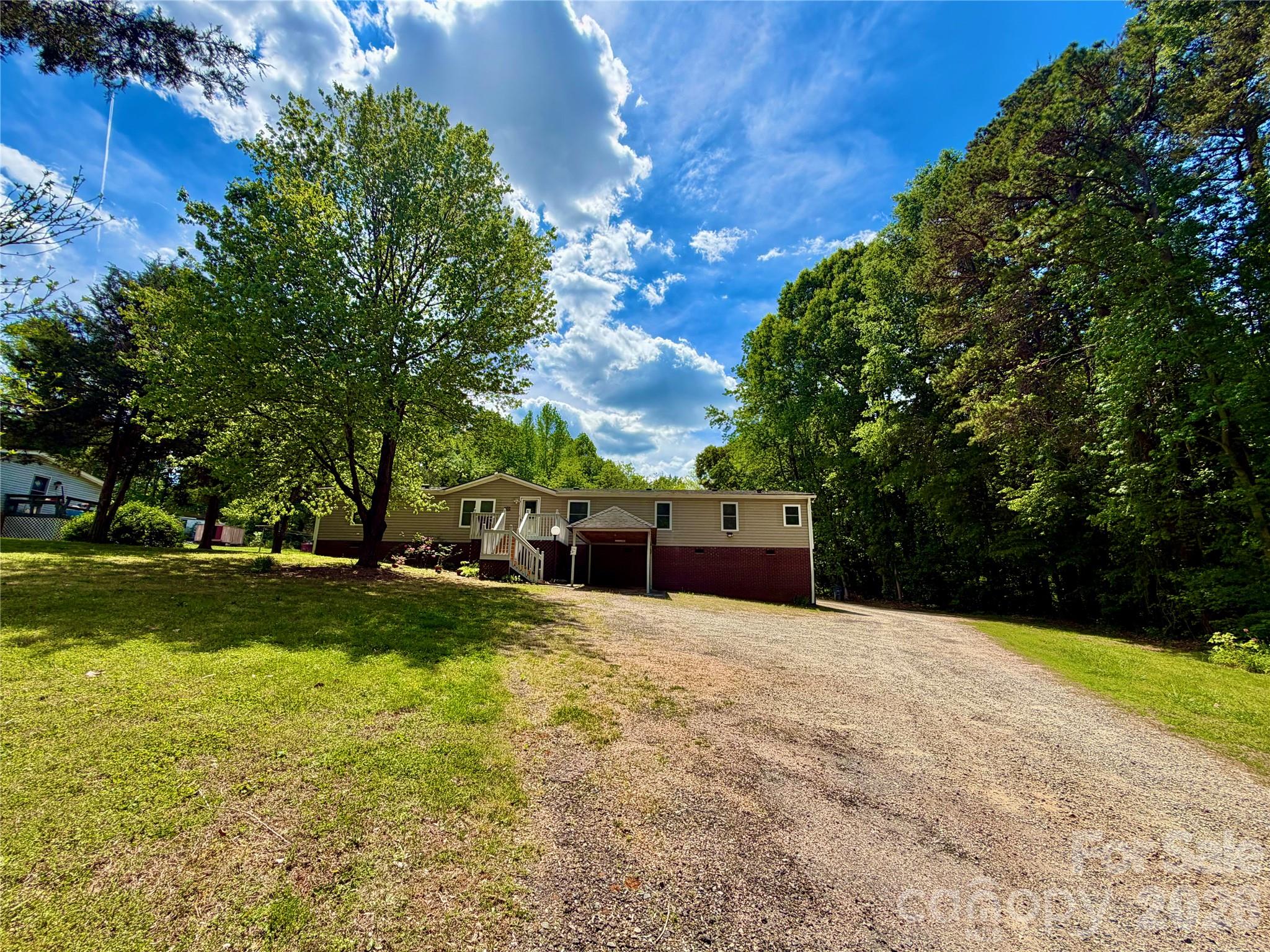 1020 Stirewalt Road — China Grove