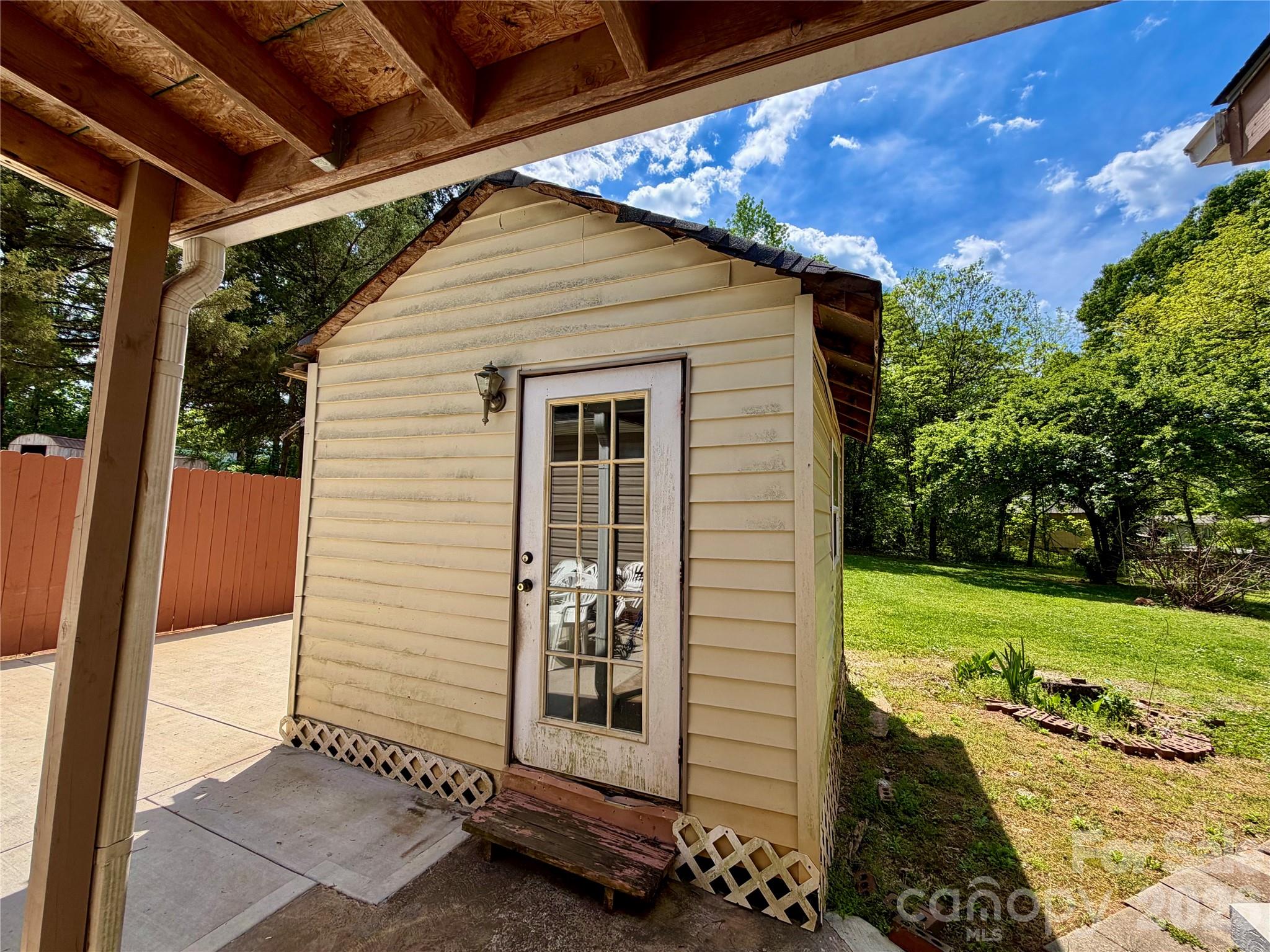 1020 Stirewalt Road — China Grove