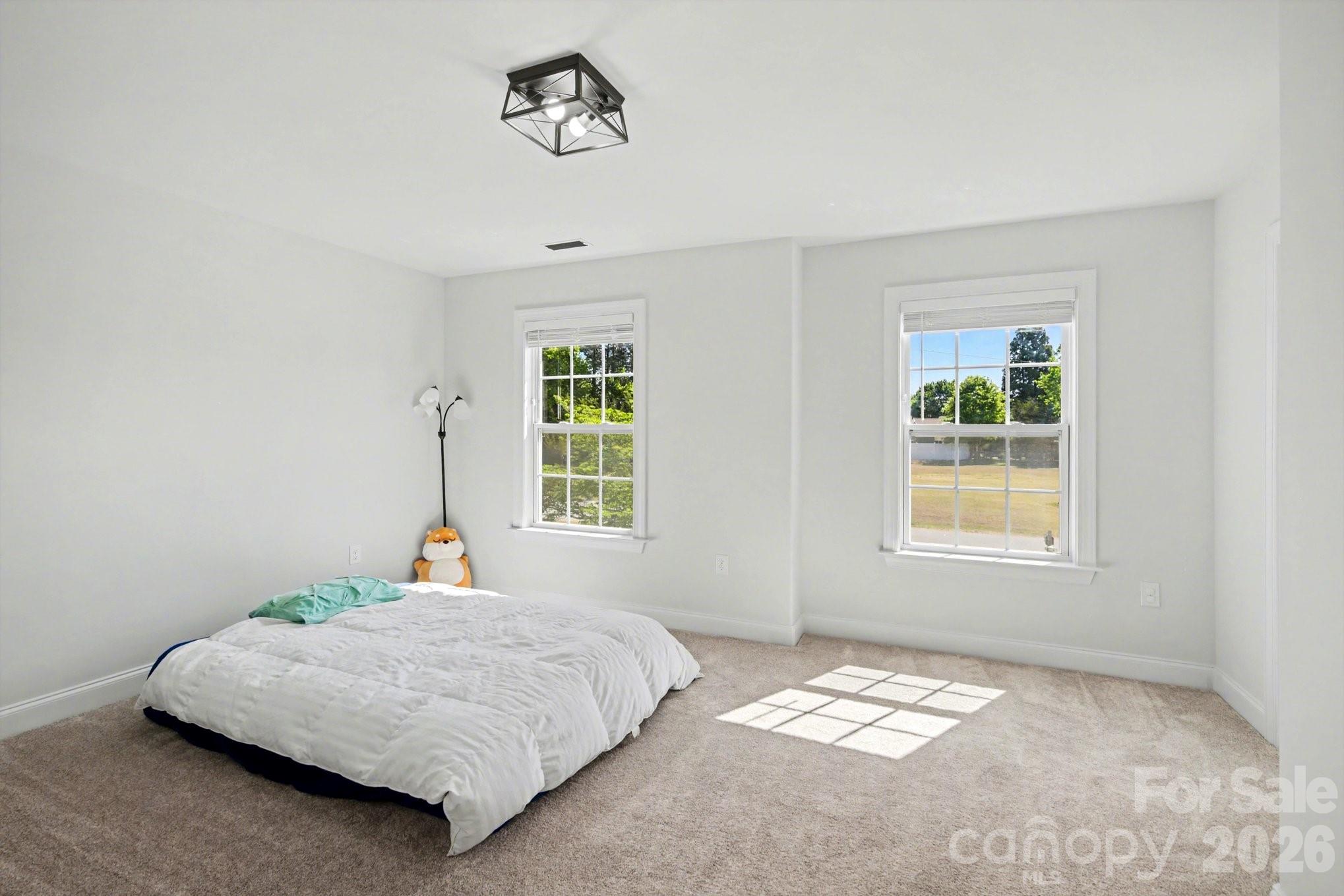 5305 Ridgefall Road — Greensboro