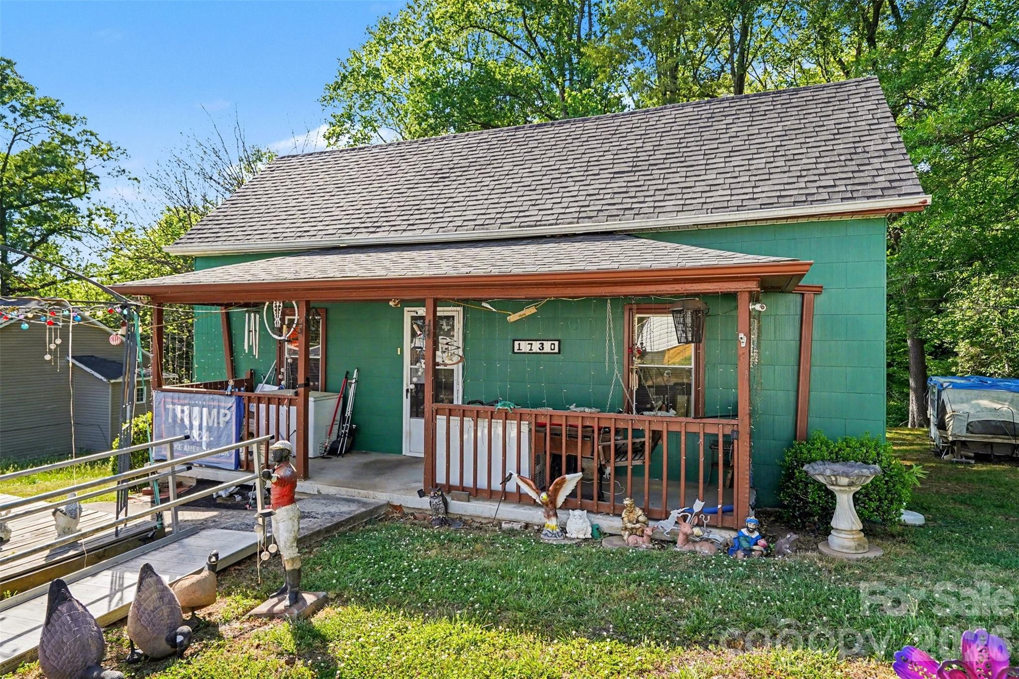 1730 2nd Street Place SW — Hickory