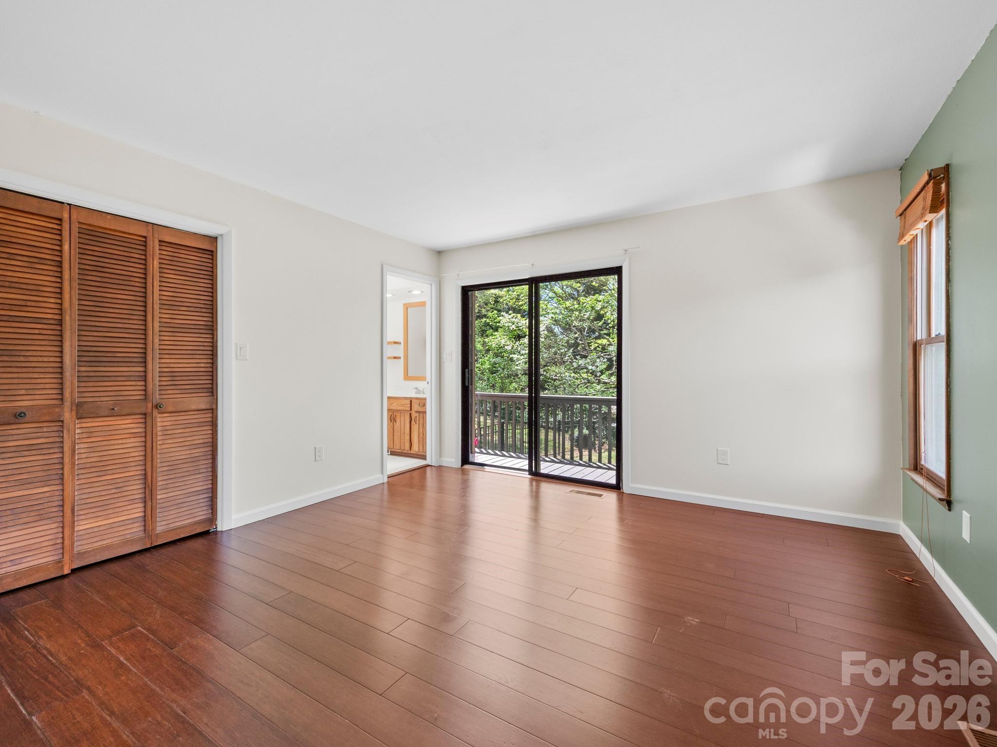 21 Dogwood Grove — Asheville